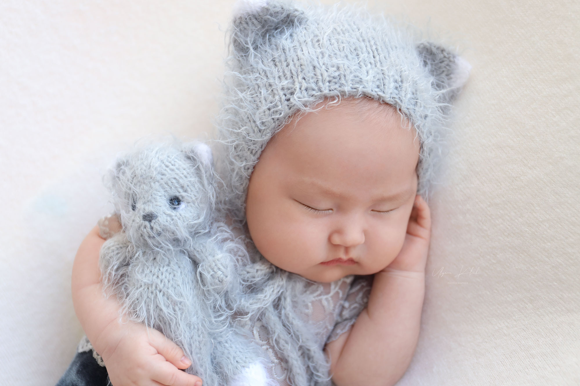 Фотосессия для малышки. Пакет «Standard». Фотограф беременности, новорожденных и детей до года в Астане