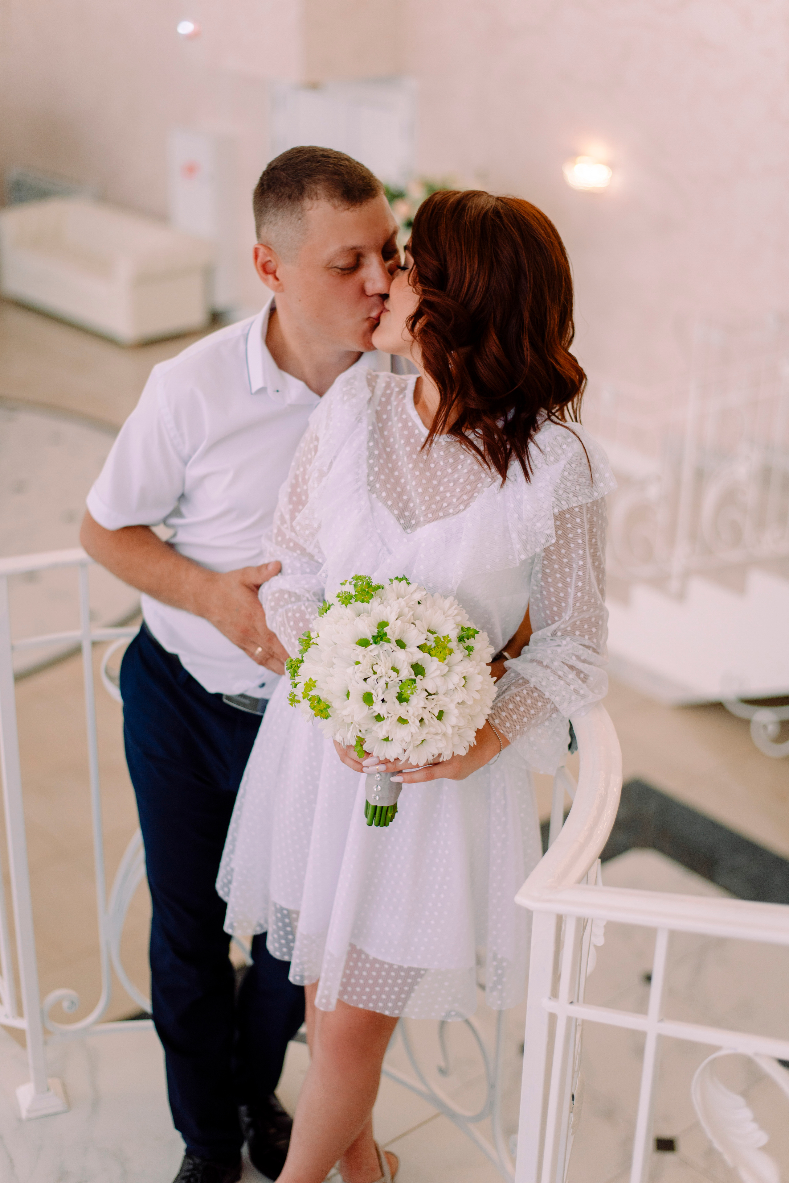 Поцелуи под дождем. Семейный и свадебный фотограф в Рязани Лиза Голованова