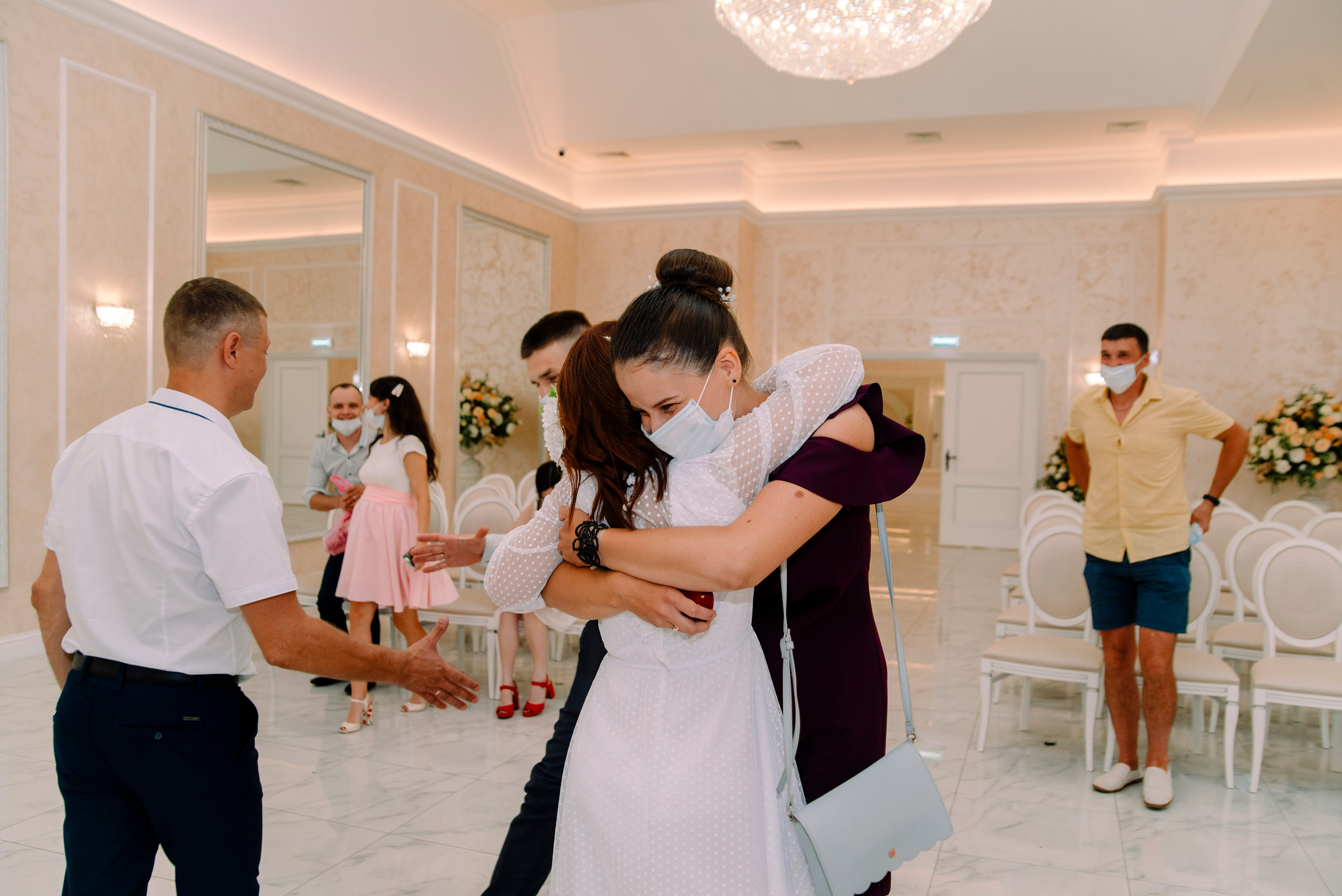 Поцелуи под дождем. Семейный и свадебный фотограф в Рязани Лиза Голованова