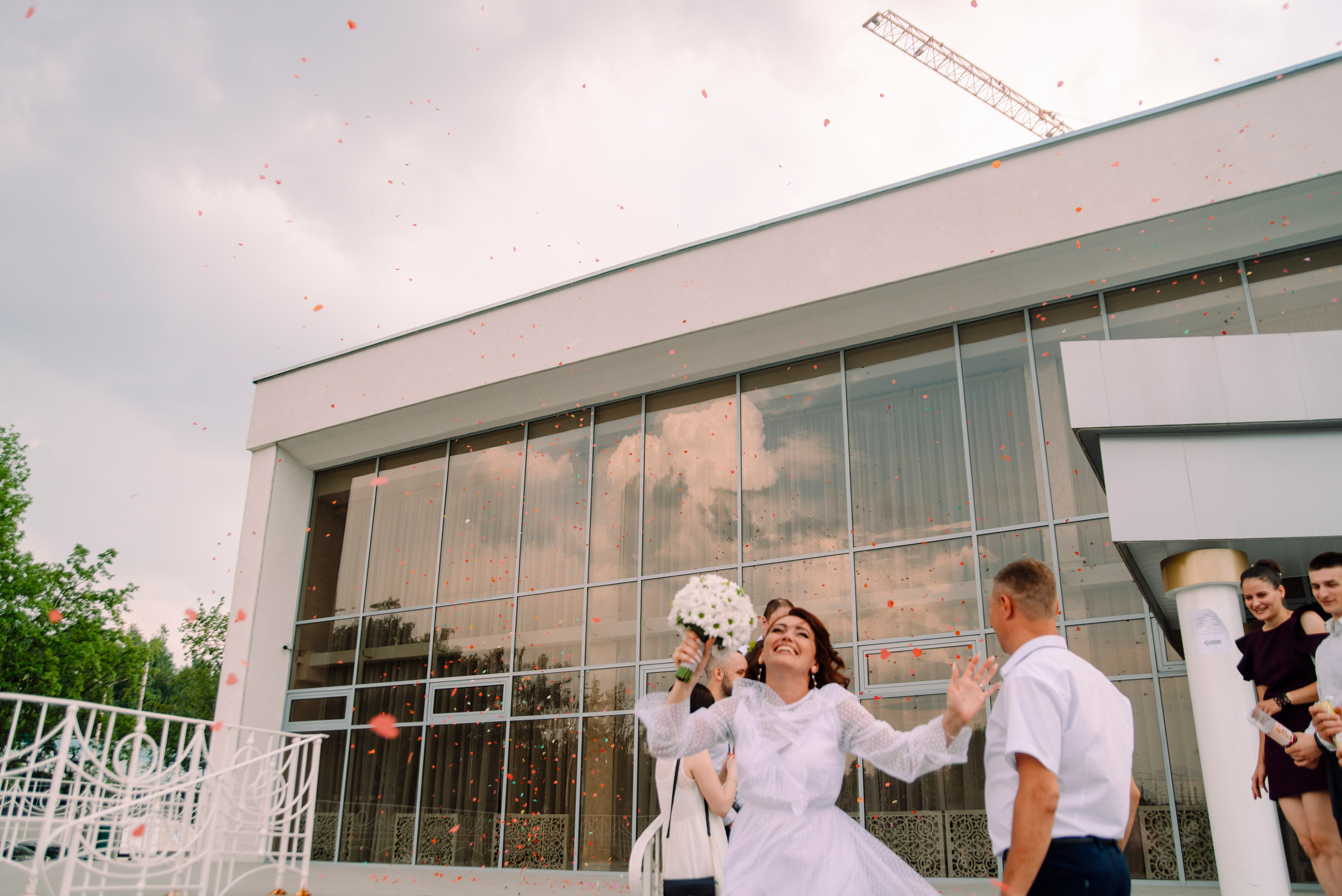 Поцелуи под дождем. Семейный и свадебный фотограф в Рязани Лиза Голованова