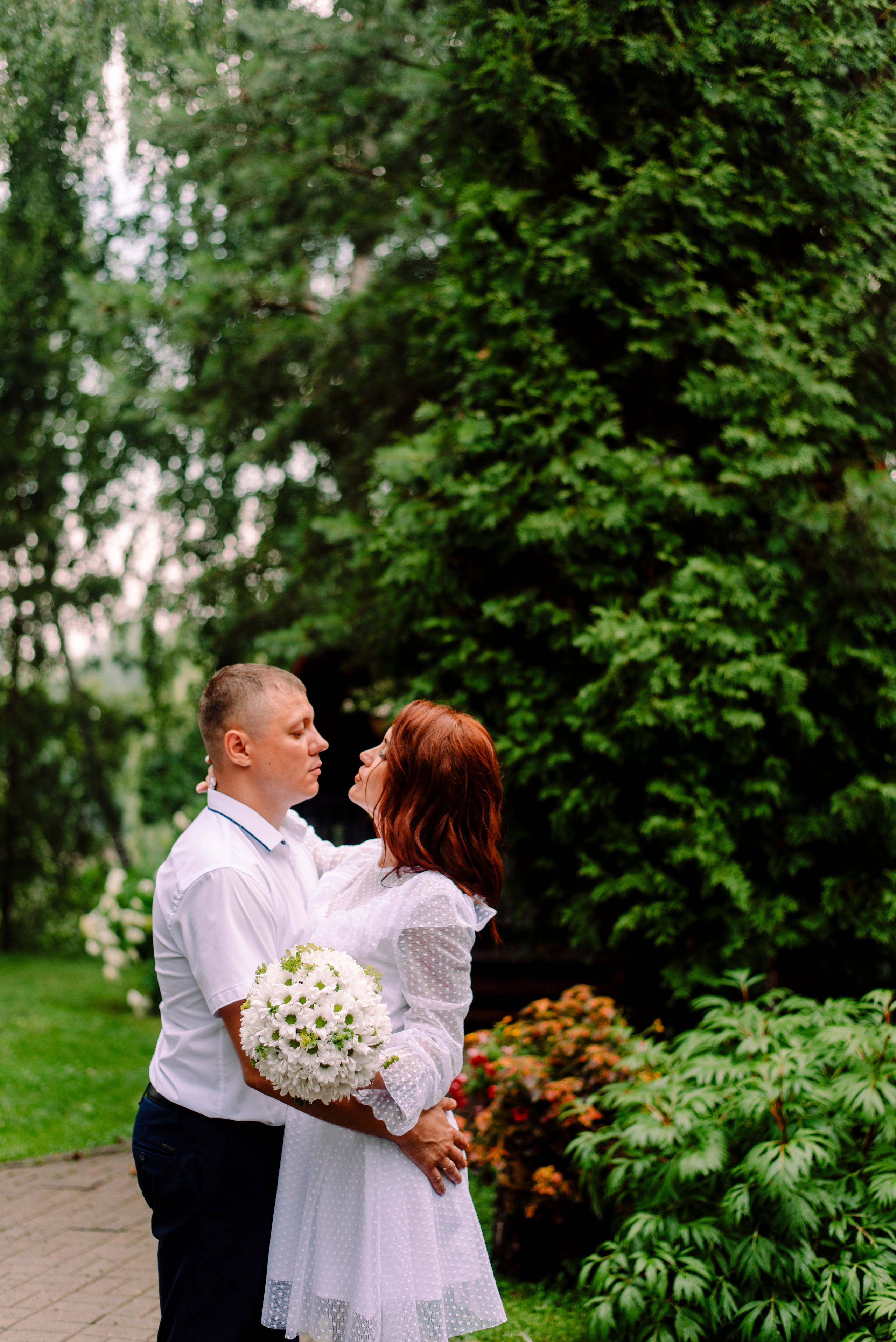 Поцелуи под дождем. Семейный и свадебный фотограф в Рязани Лиза Голованова