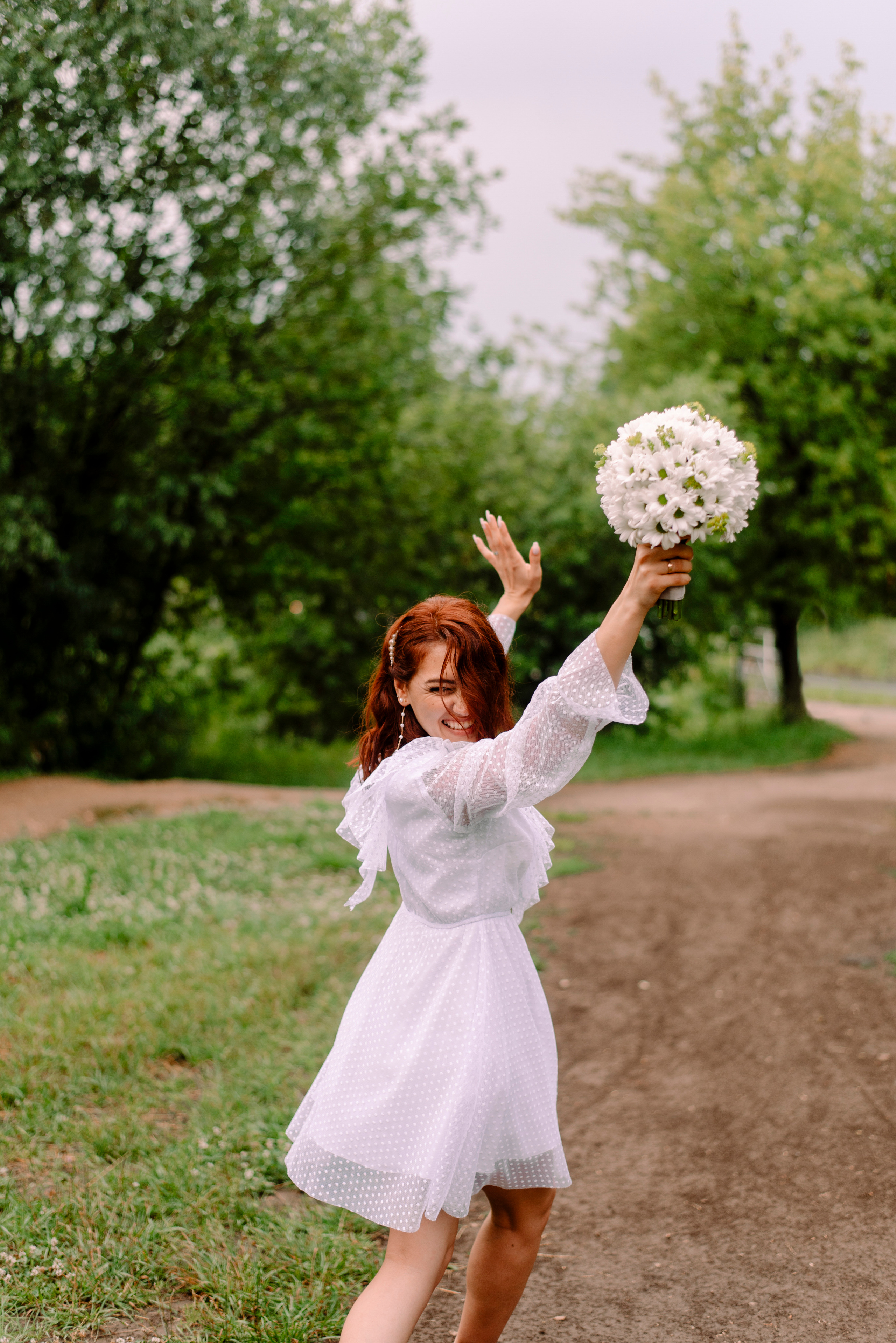 Поцелуи под дождем. Семейный и свадебный фотограф в Рязани Лиза Голованова