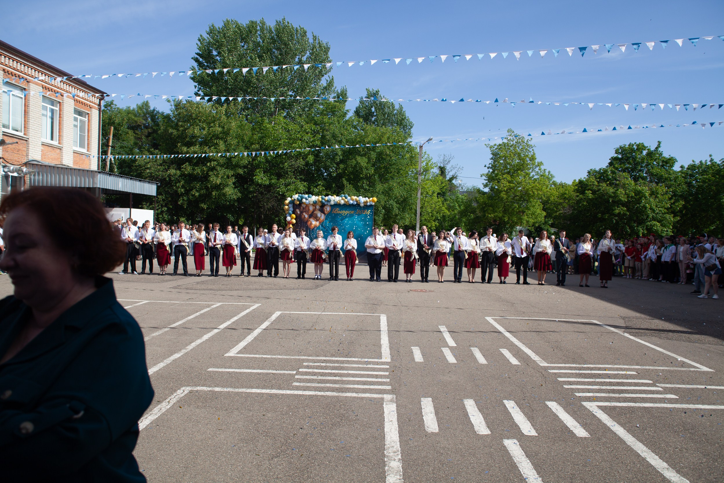 Последний звонок в Десяточке
