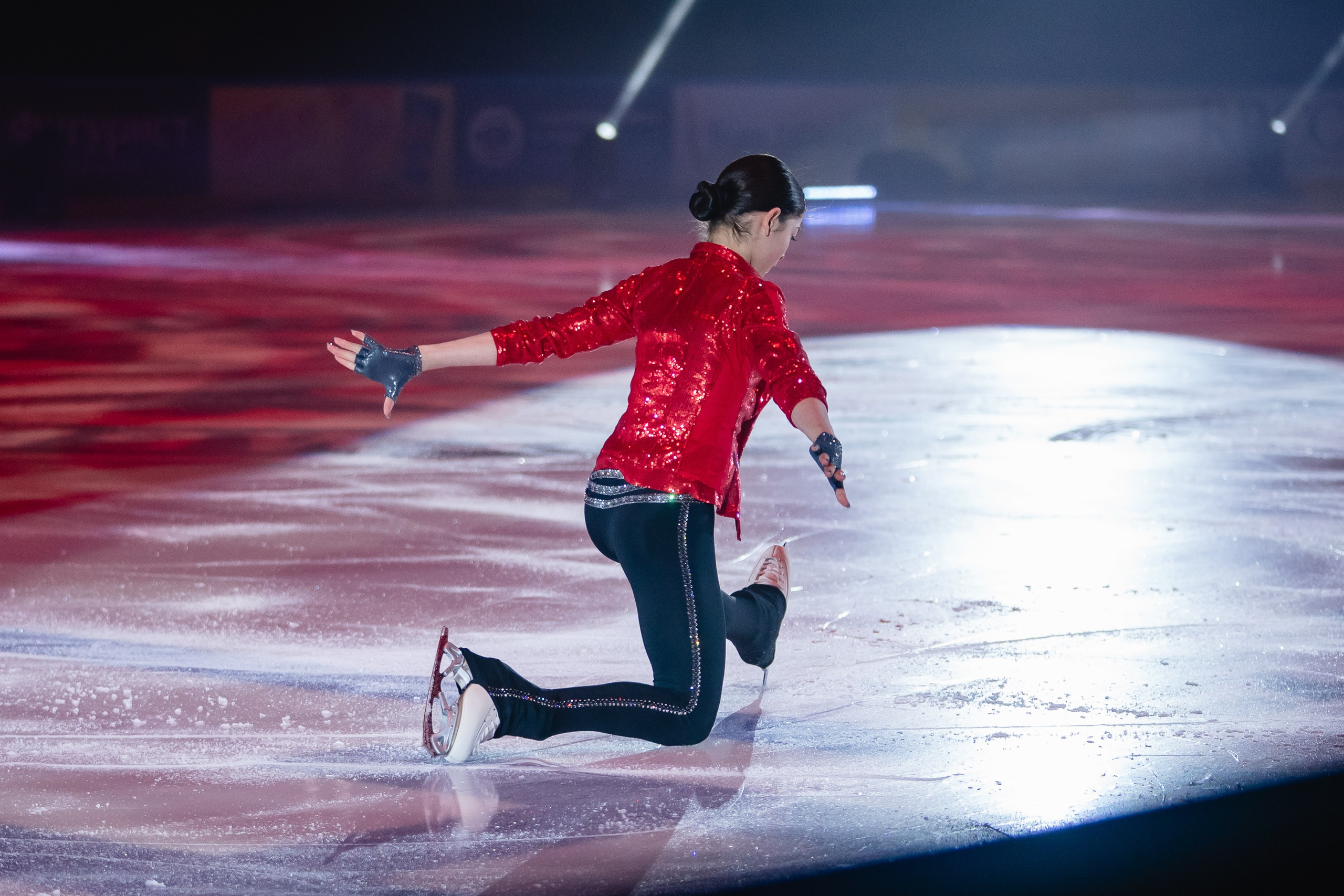 Шоу «Чемпионы на льду» в Новосибирске. Воробьева Ксения — Спортивный и танцевальный фотограф Новосибирск