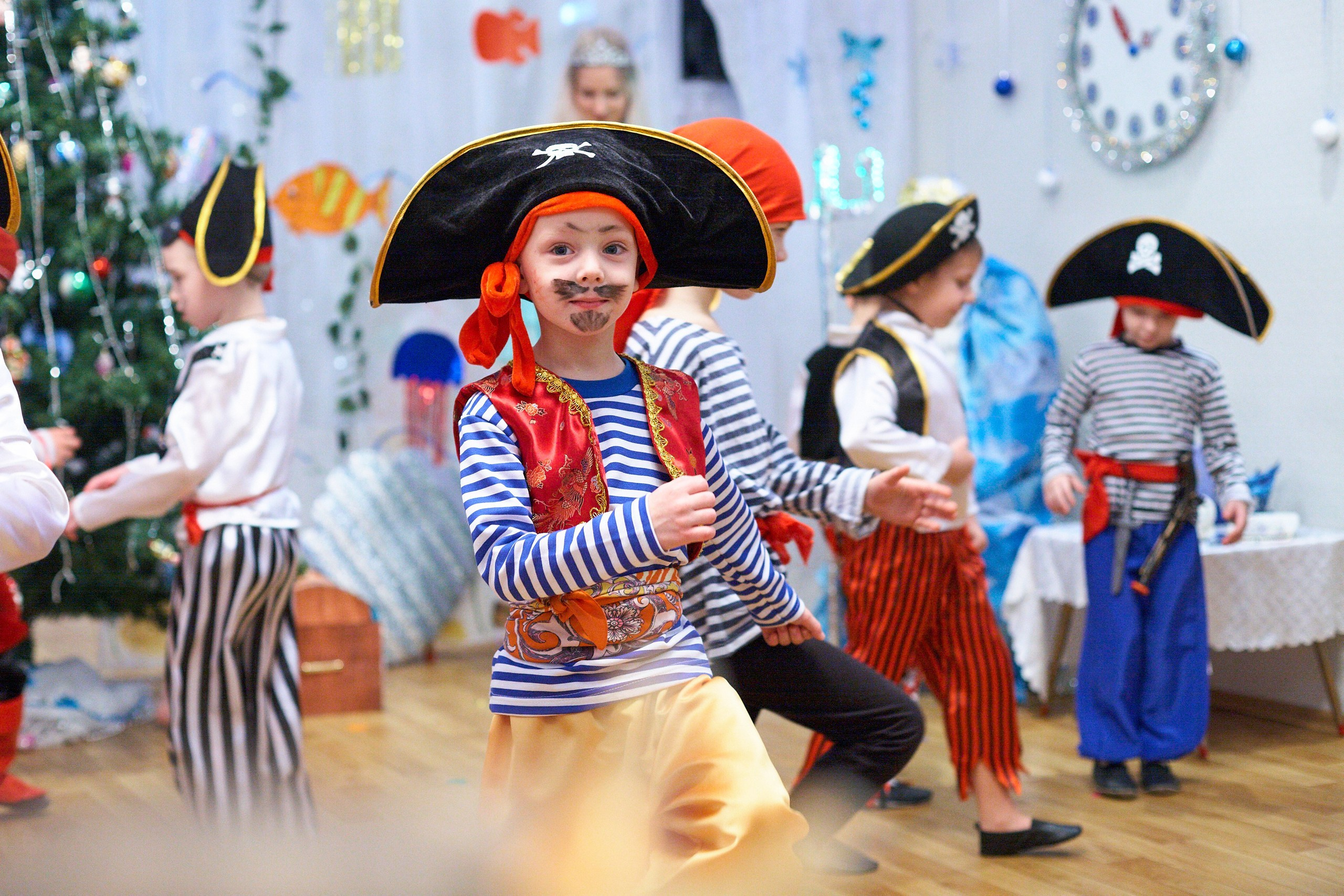 Новогодний утренник. Выпускной альбом Новосибирск