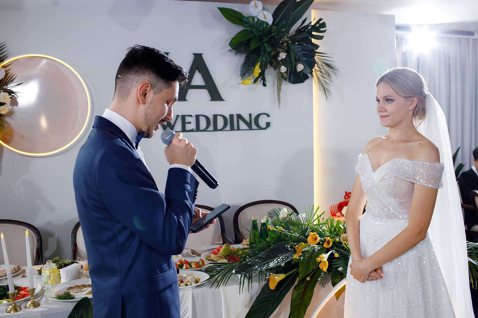 Анонс романтической свадьбы в Краснодаре в ресторане. Свадебный фотограф Краснодар, Сочи, Геленджик, Анапа, Ростов