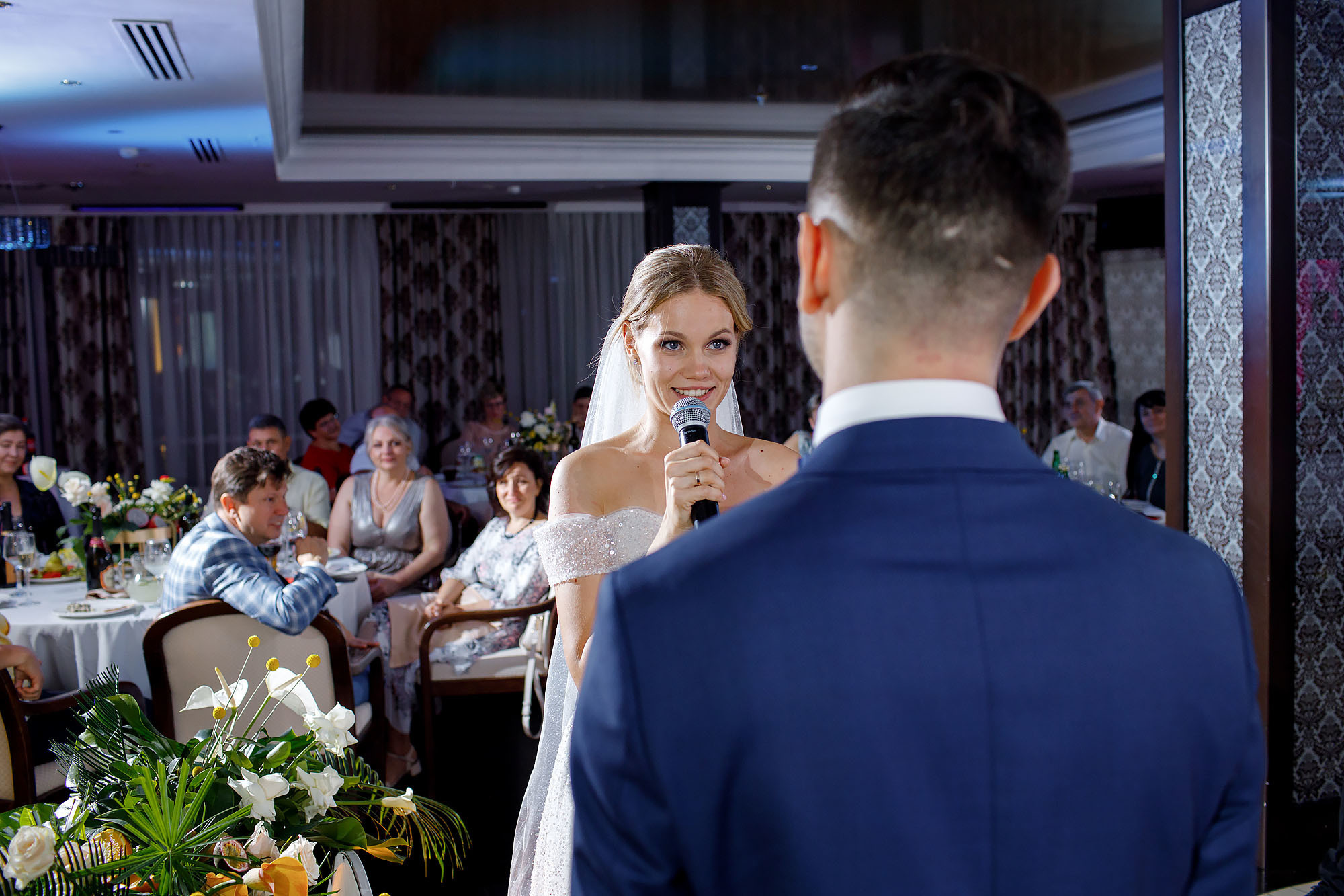 Анонс романтической свадьбы в Краснодаре в ресторане. Свадебный фотограф Краснодар, Сочи, Геленджик, Анапа, Ростов