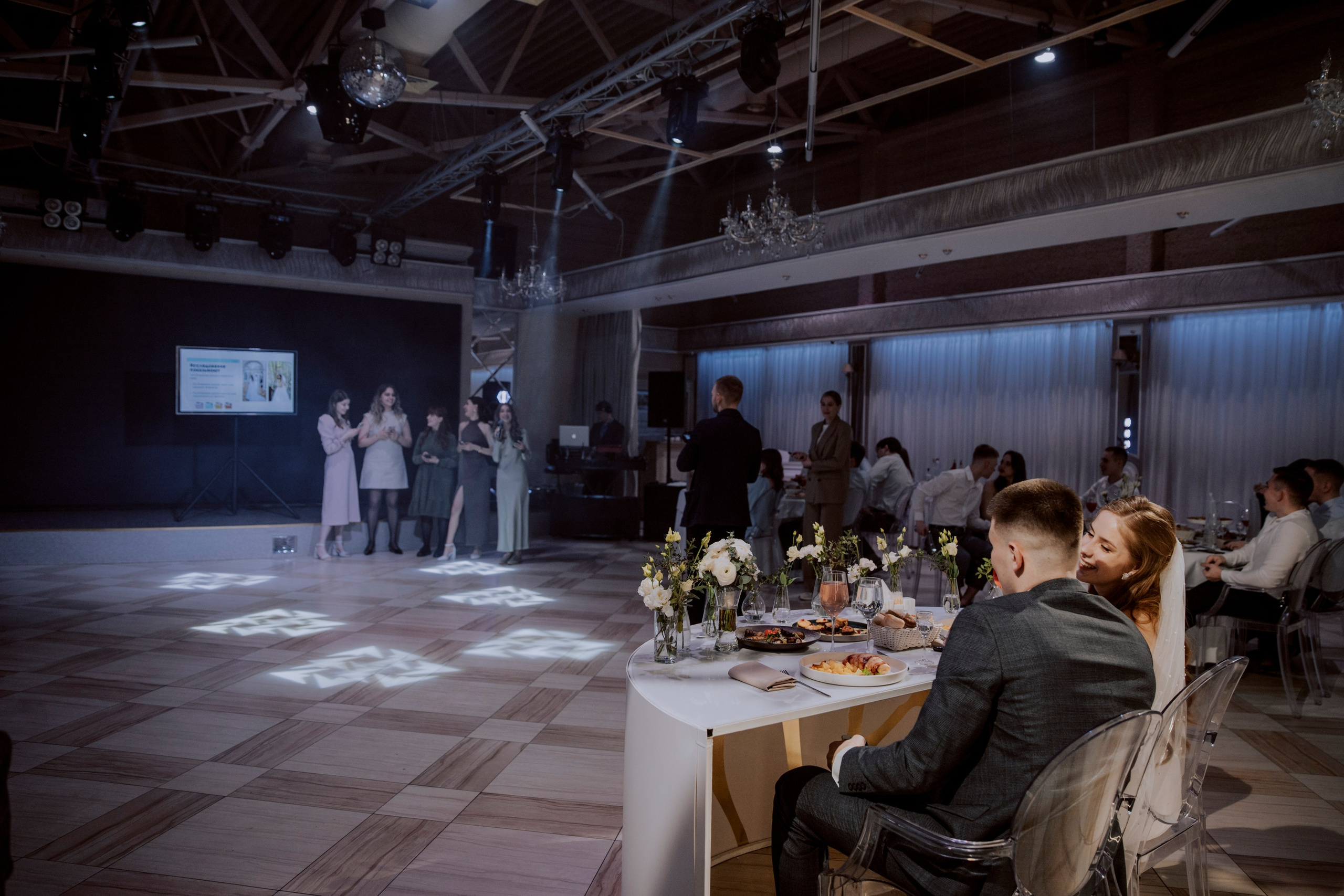 WEDDING. Фотограф, который снимает любовь в Санкт-Петербурге и Череповце