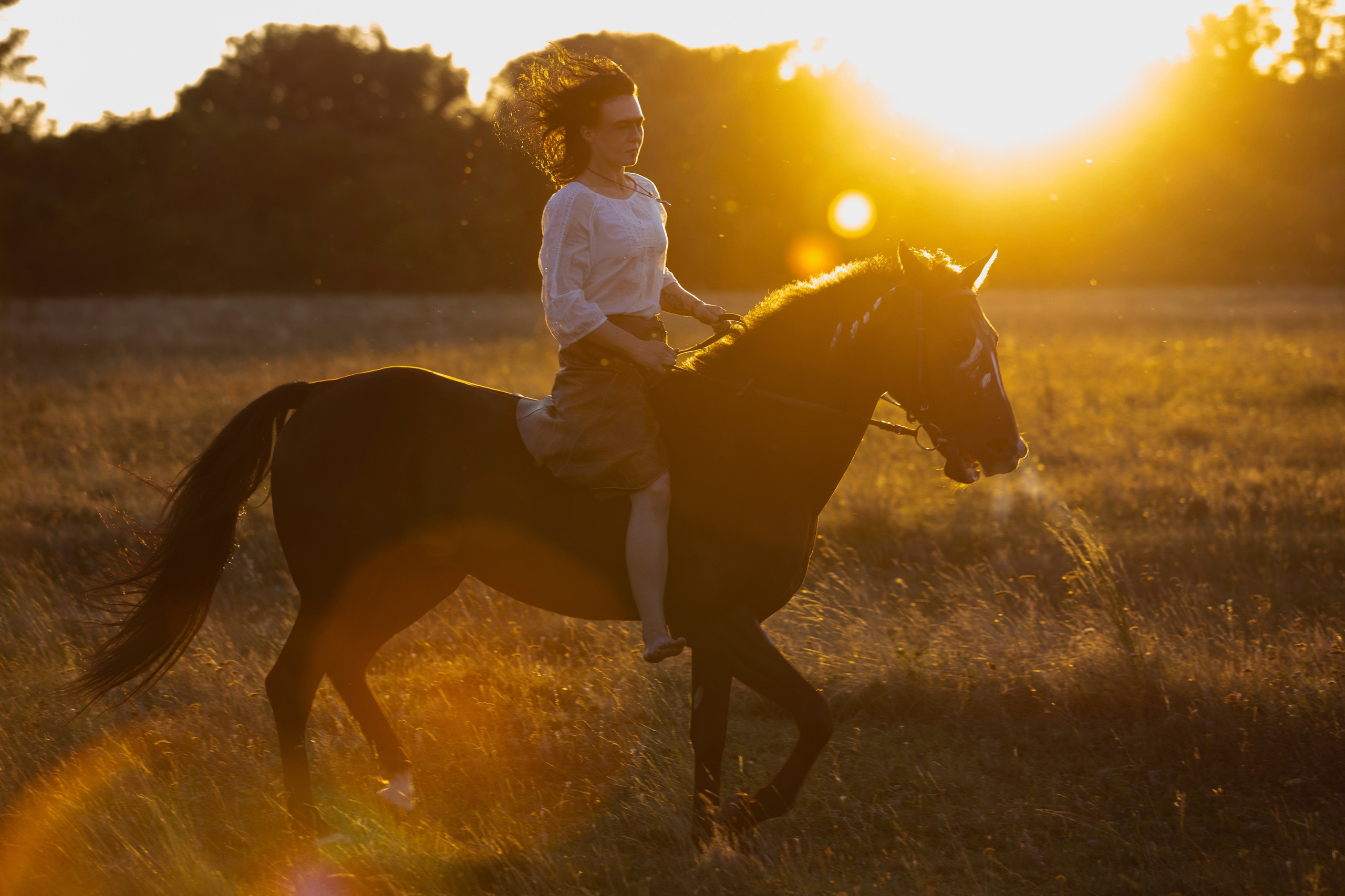 Фотосессия верхом. Фотограф на все случаи жизни: свадьбы, портреты, семейные и творческие съемки в Башкирии и городах региона
