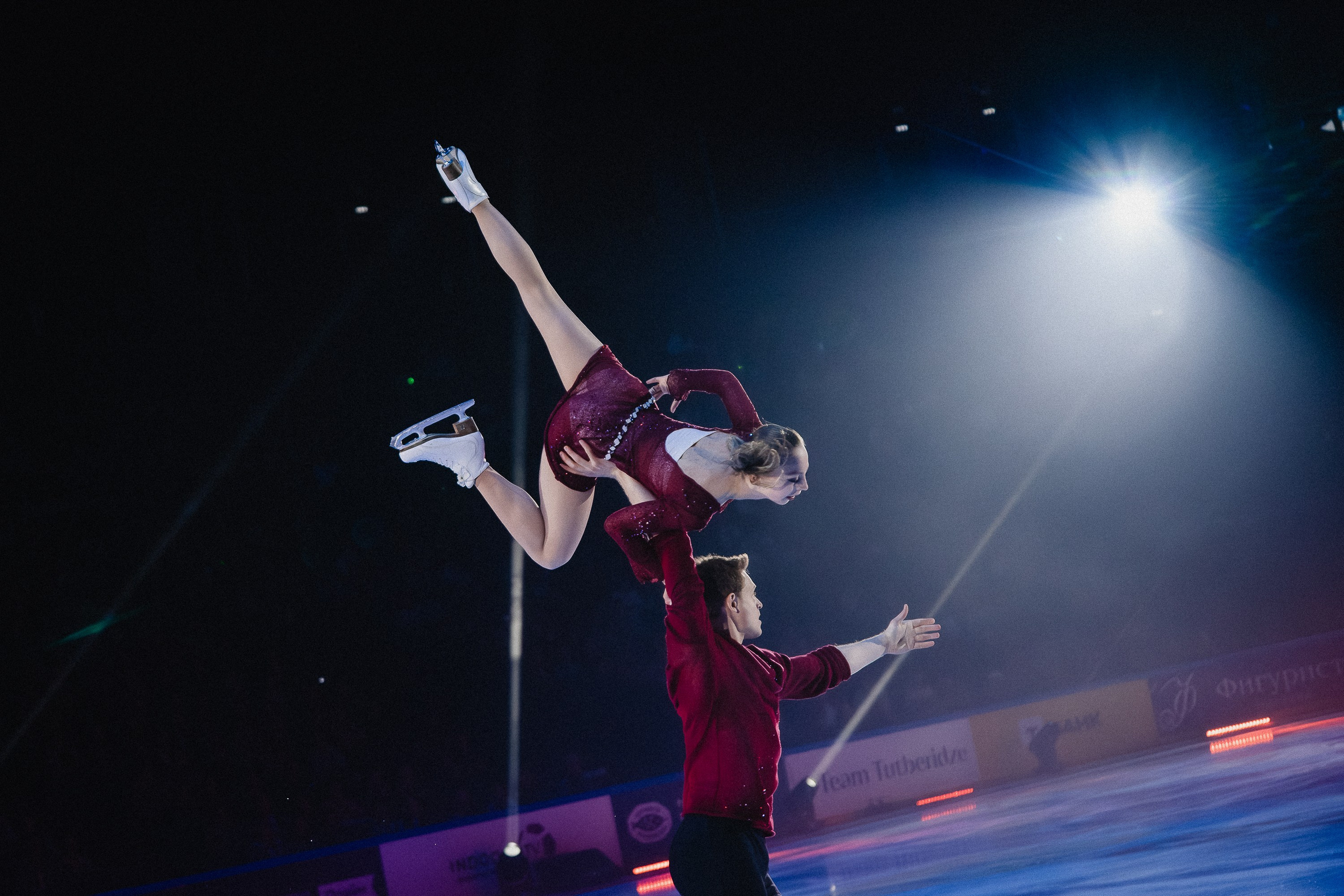 Шоу Этери Тутберидзе в Новосибирске. Воробьева Ксения — Спортивный и танцевальный фотограф Новосибирск