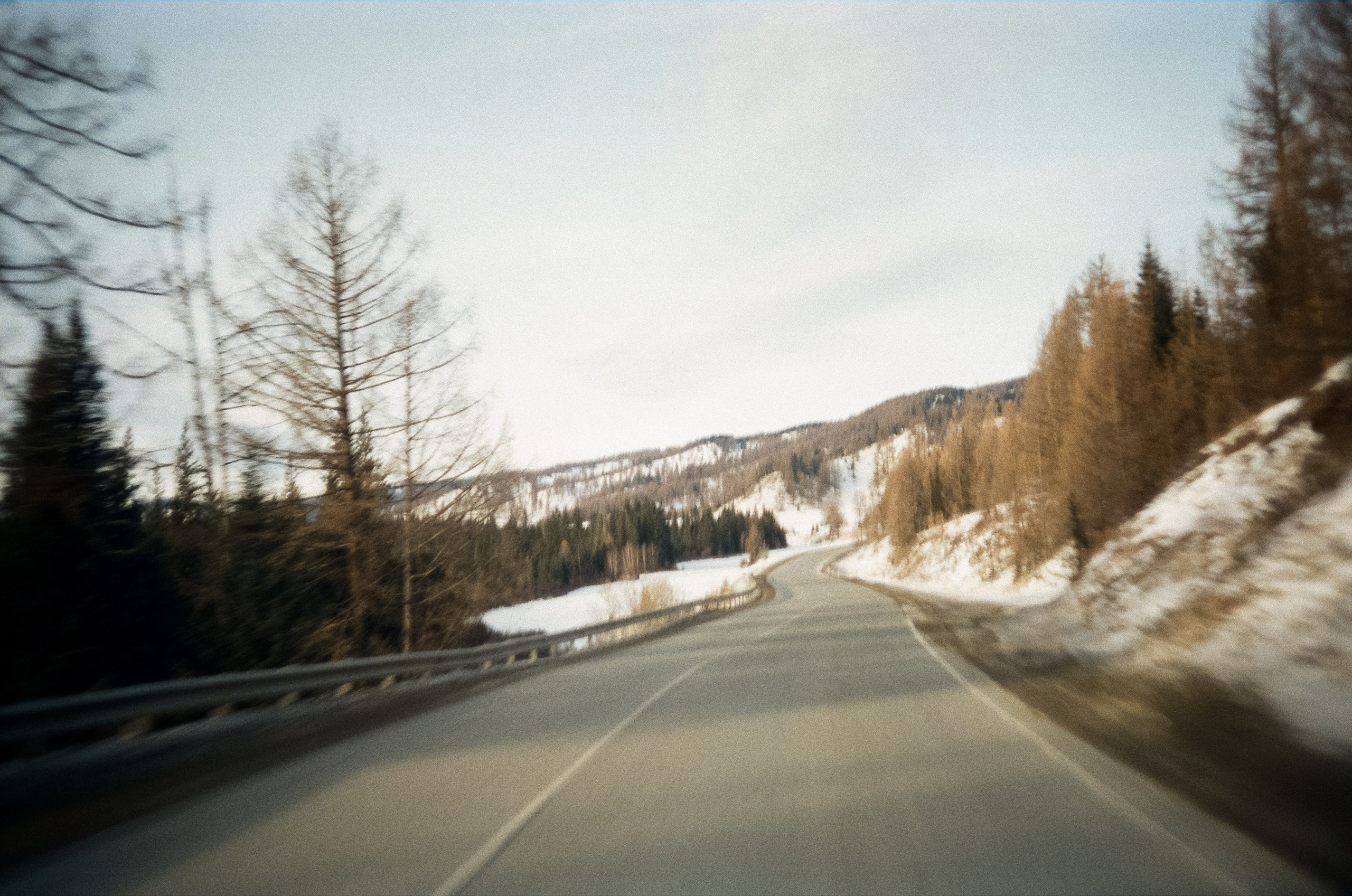 Семинский перевал, дорога из Land Cruser / 19 декабря 2023 года (-18℃)