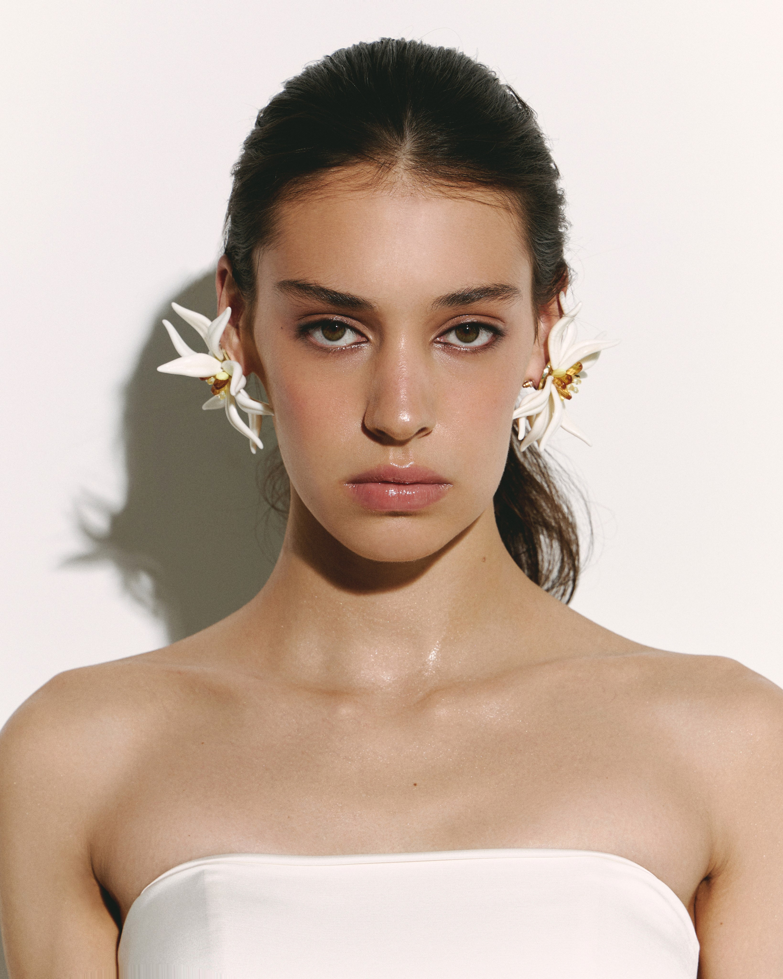 Fashion and model test photographer based in Dubai and Abu-Dhabi