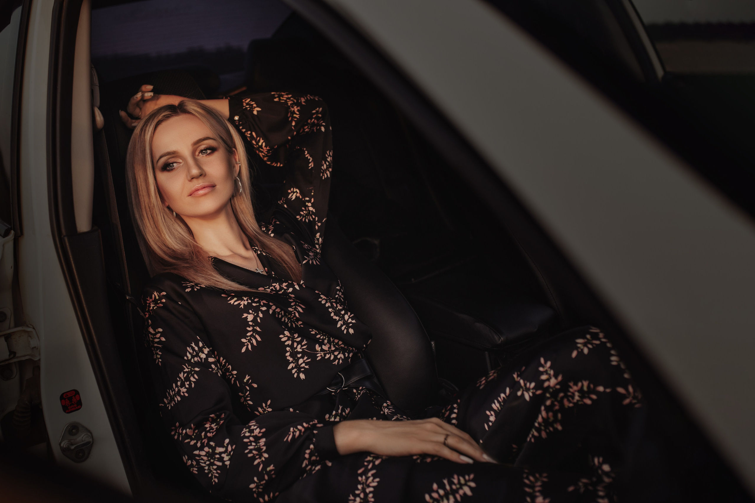 Фотограф Москва: Цены на профессиональные женские фотосессии. Профессиональный фотограф в Москве. Елена Шуваева