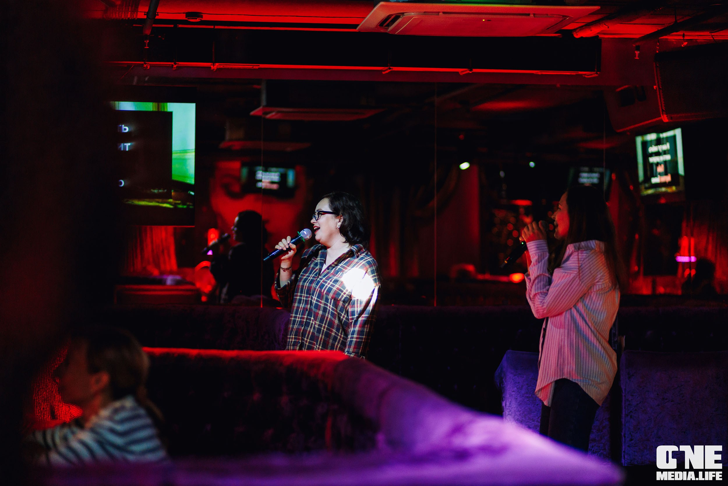 Фоторепортаж из караоке-клуба Эйфория. One Media Life: фоторепортажи, фотоотчеты с мероприятий и заведений