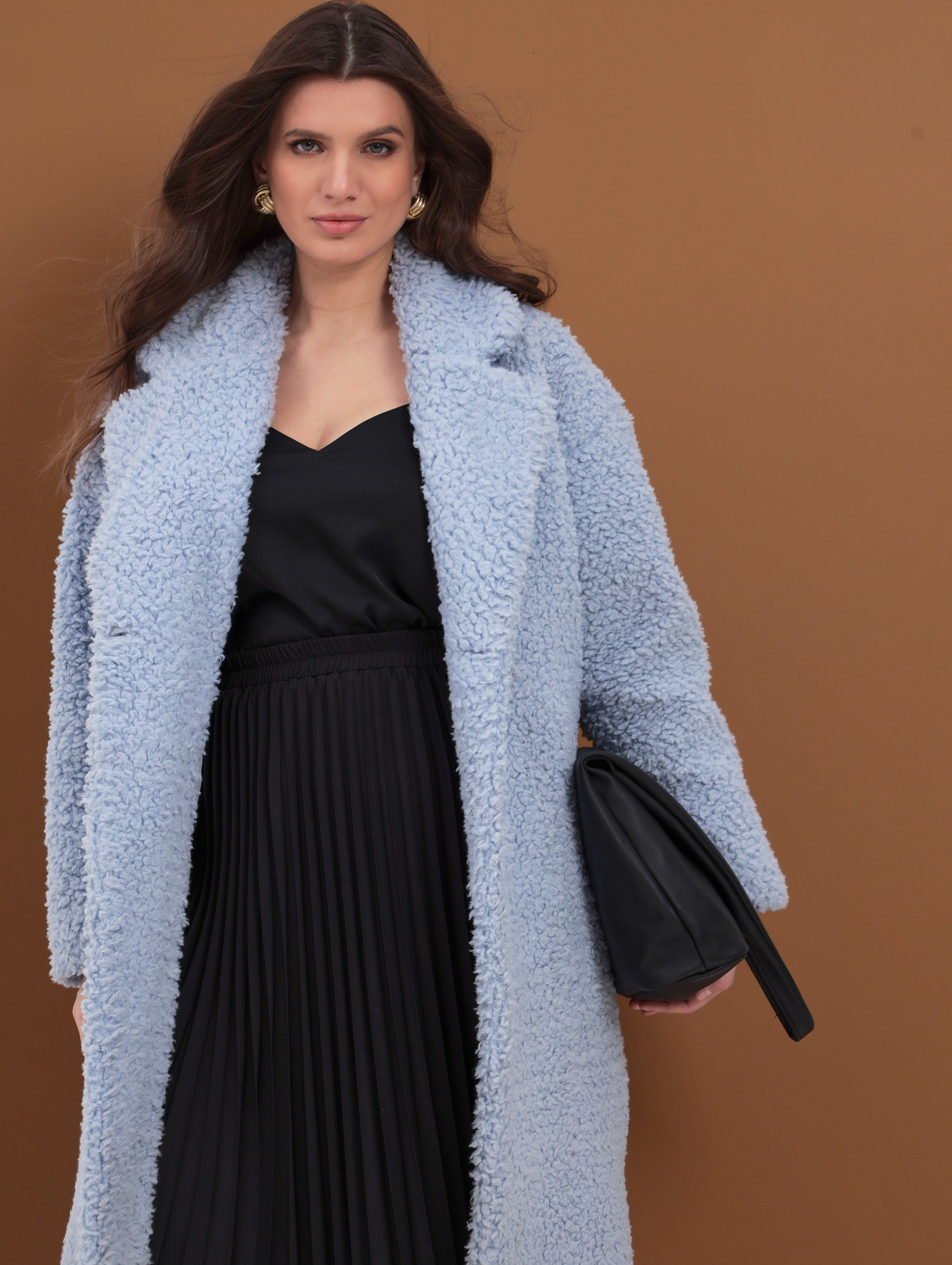 Модель Полина Новосибирск. Коммерческий фотограф для маркетплейсов Wildberries и Ozon в Новосибирске — фото и видео для брендов