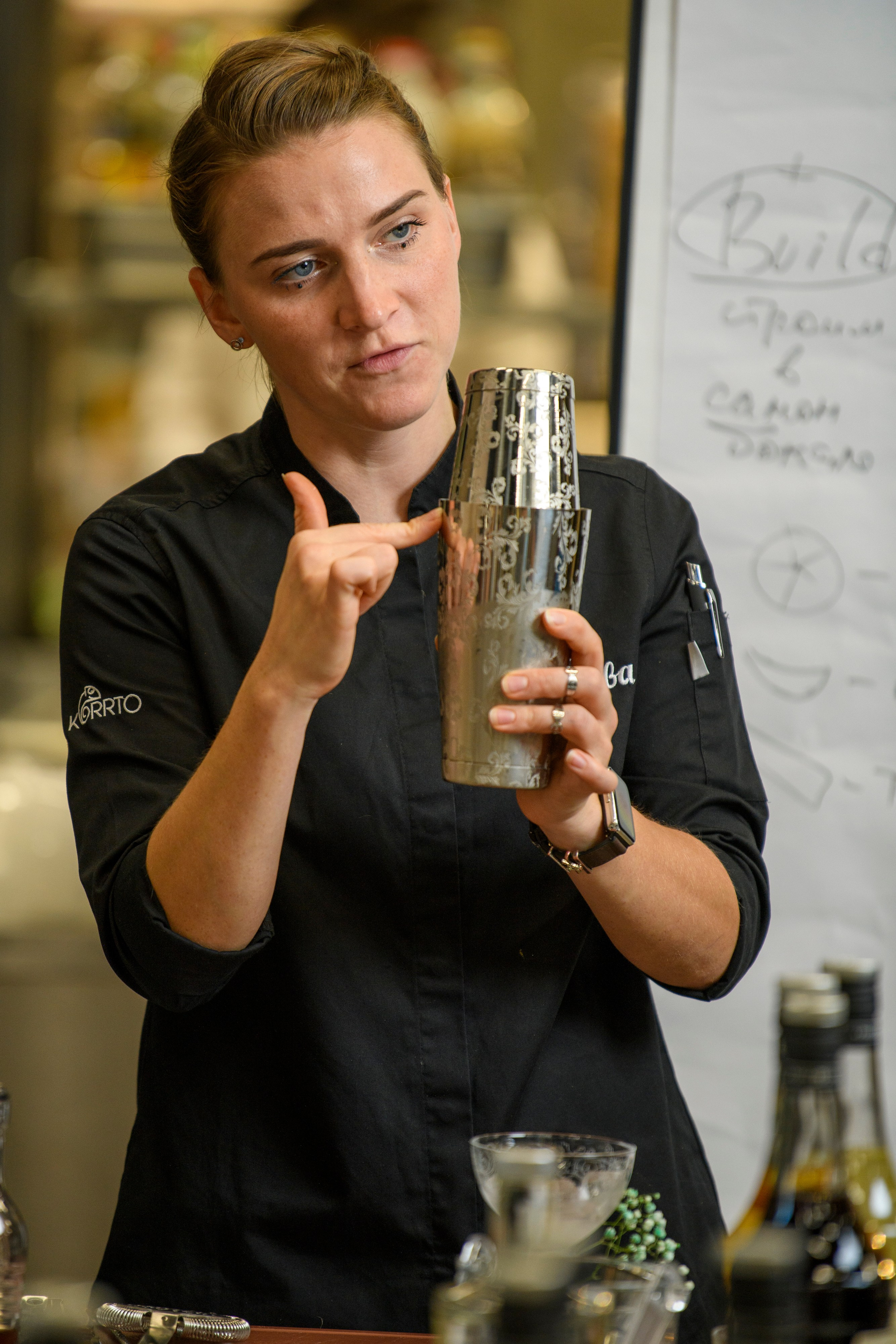 Бар — моя сцена: история Алены Кошелевой. Создание обучающих видеороликов Puponin Production