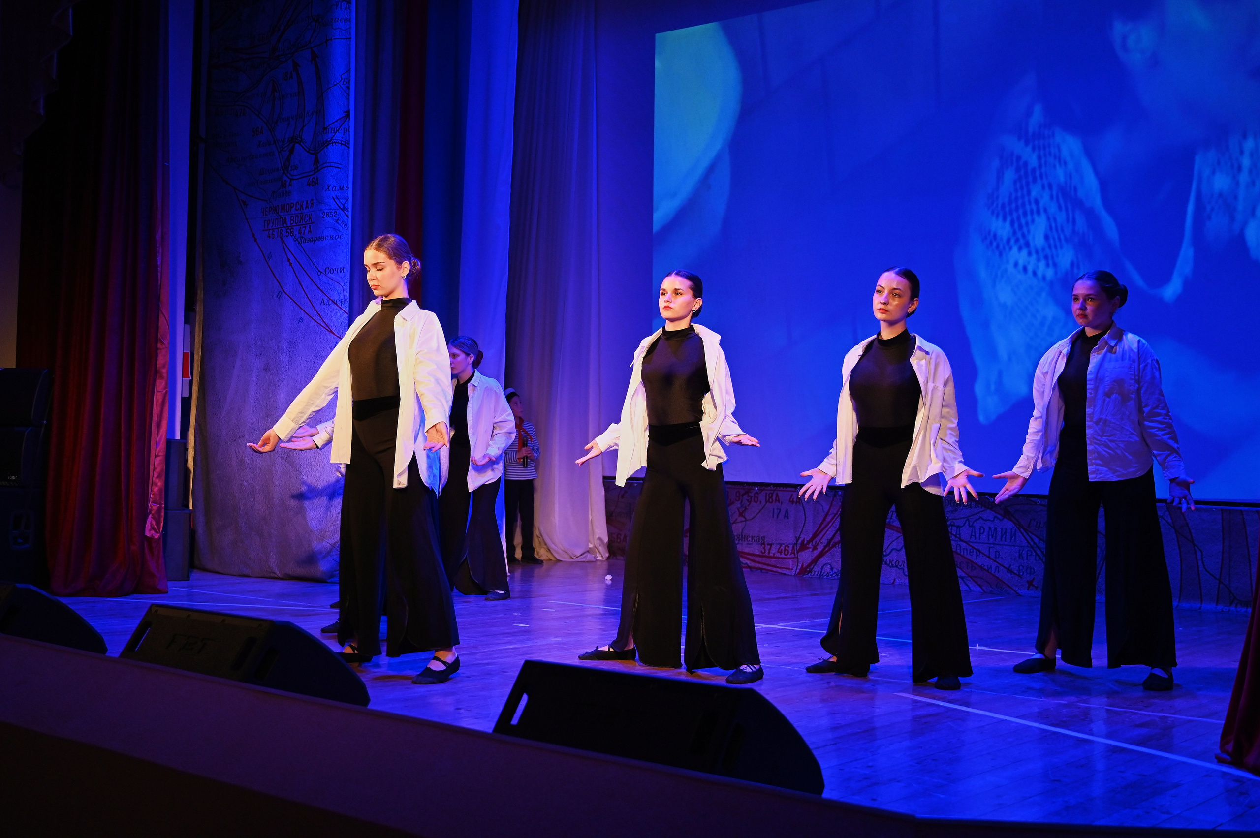 9 мая в ДК КАбардинки. Жизнь курорта Кабардинка в фотографиях