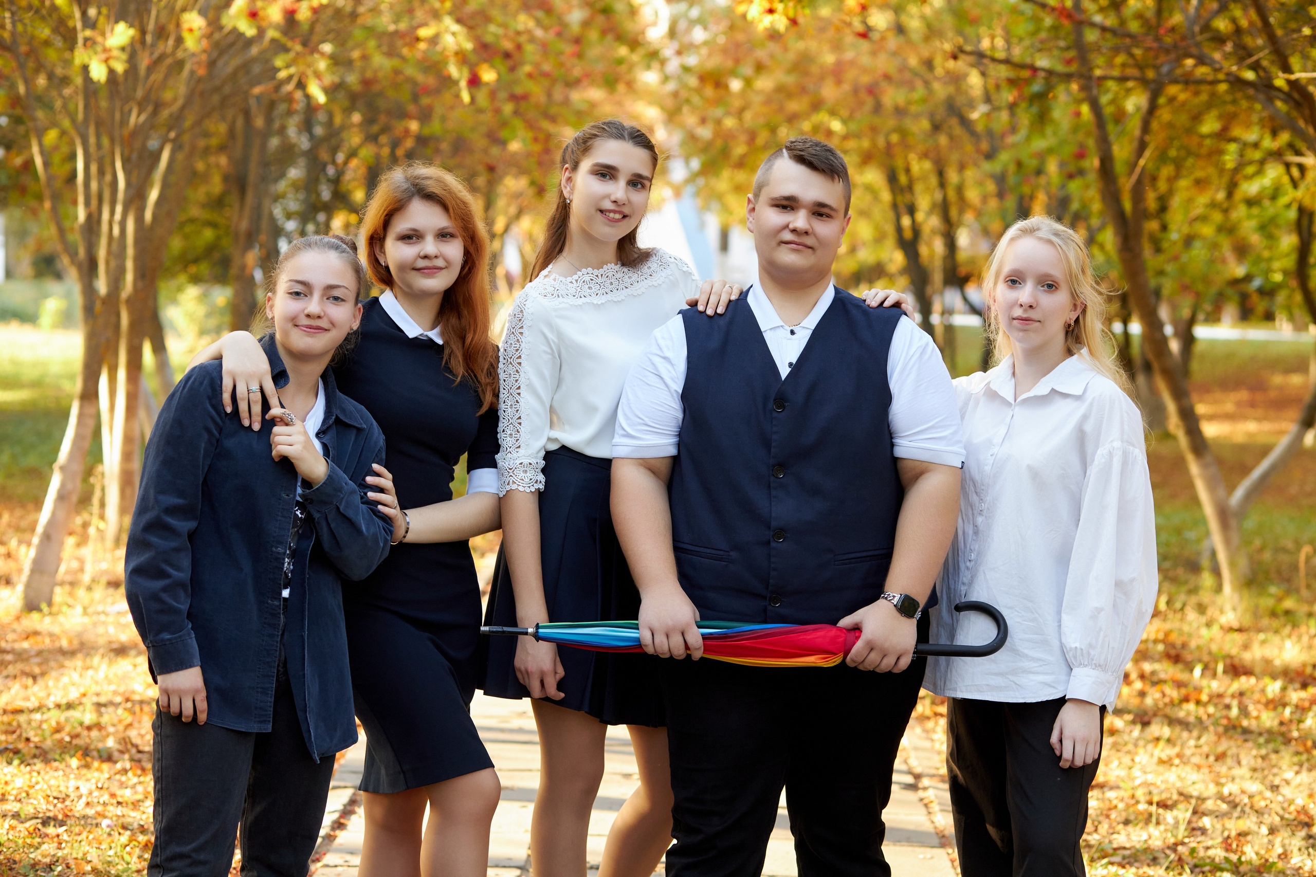 Для старшей школы. Школьный фотограф Леонова Наталия
