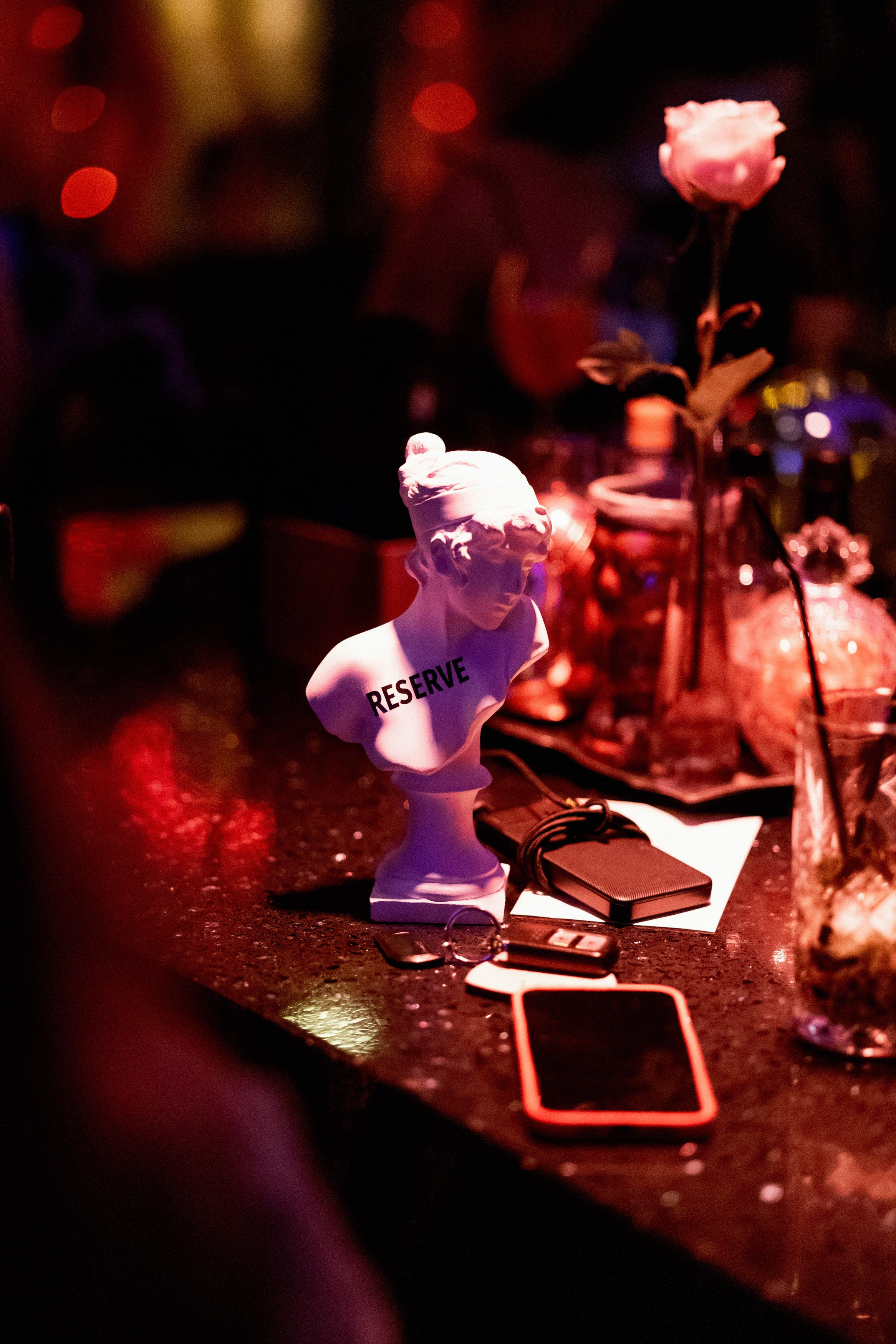 YANA URBAN: сольный концерт в «Анжелика Wineroom». СВОИ. ФОТООТЧЕТЫ-СОБЫТИЯ-МЕСТА