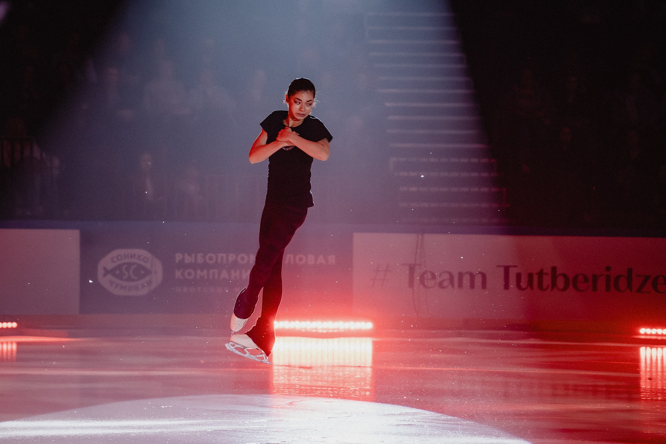 Шоу Этери Тутберидзе в Новосибирске. Воробьева Ксения — Спортивный и танцевальный фотограф Новосибирск