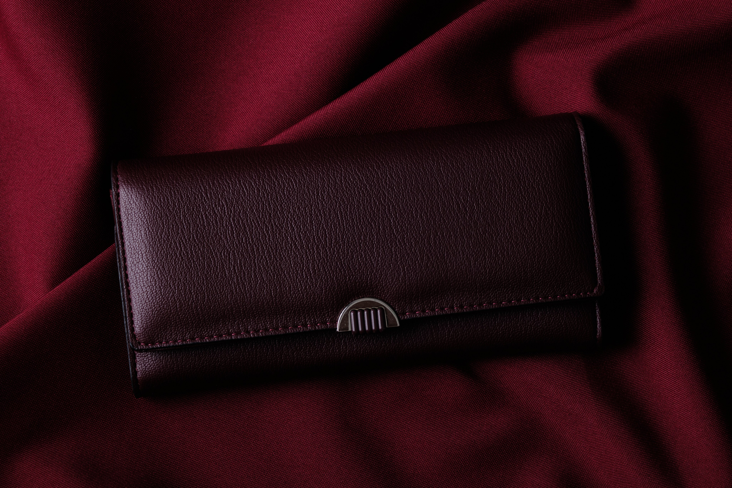 Предметная съемка кошельков на маркетплейс