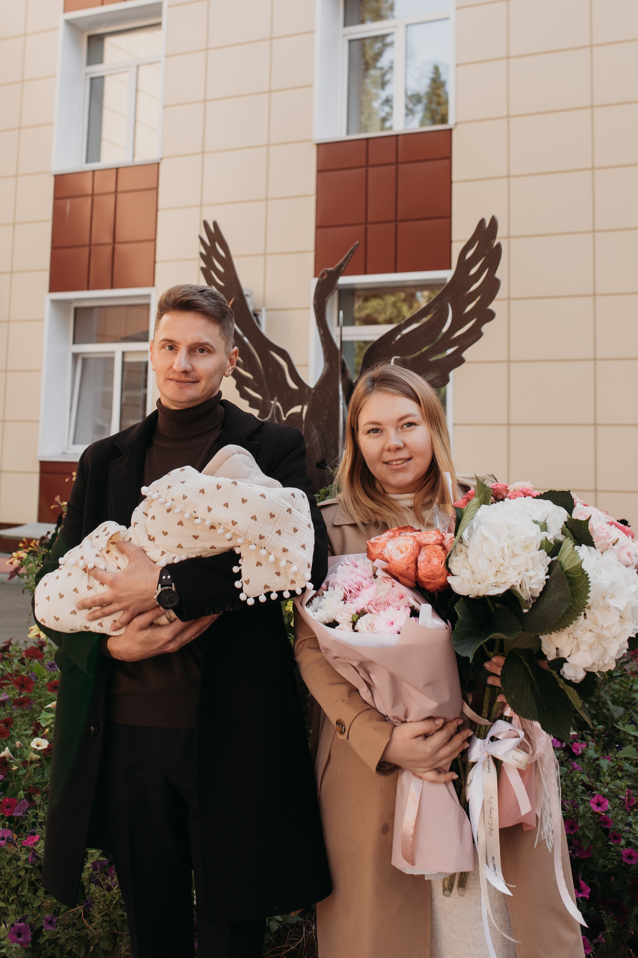 Фотосъемка выписки. Фотограф новорожденных в г. Барнаул Ренпенинг Катерина