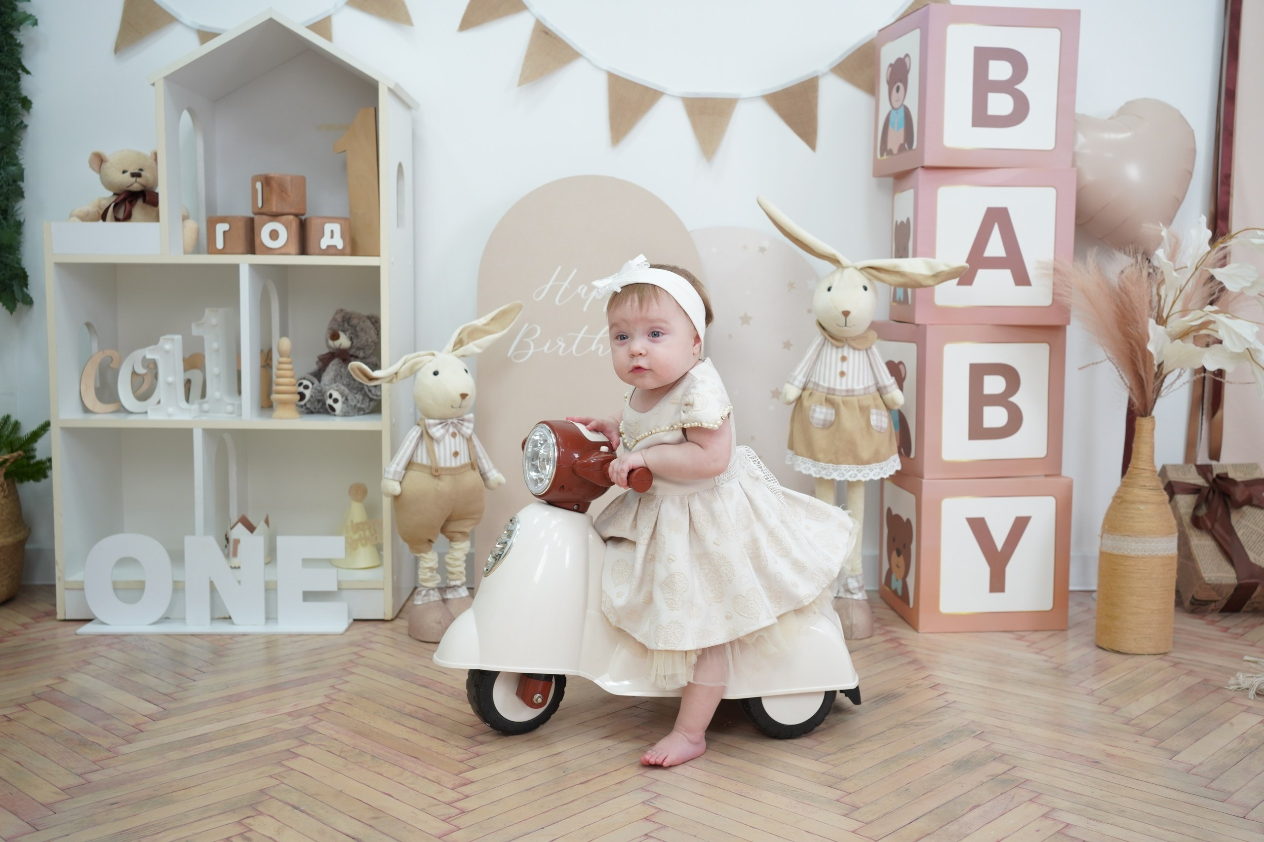 Наши Новые Фотозоны. Детская Фотостудия ГОДОВАСИКИ в Санкт-Петербурге фотосесия на годик