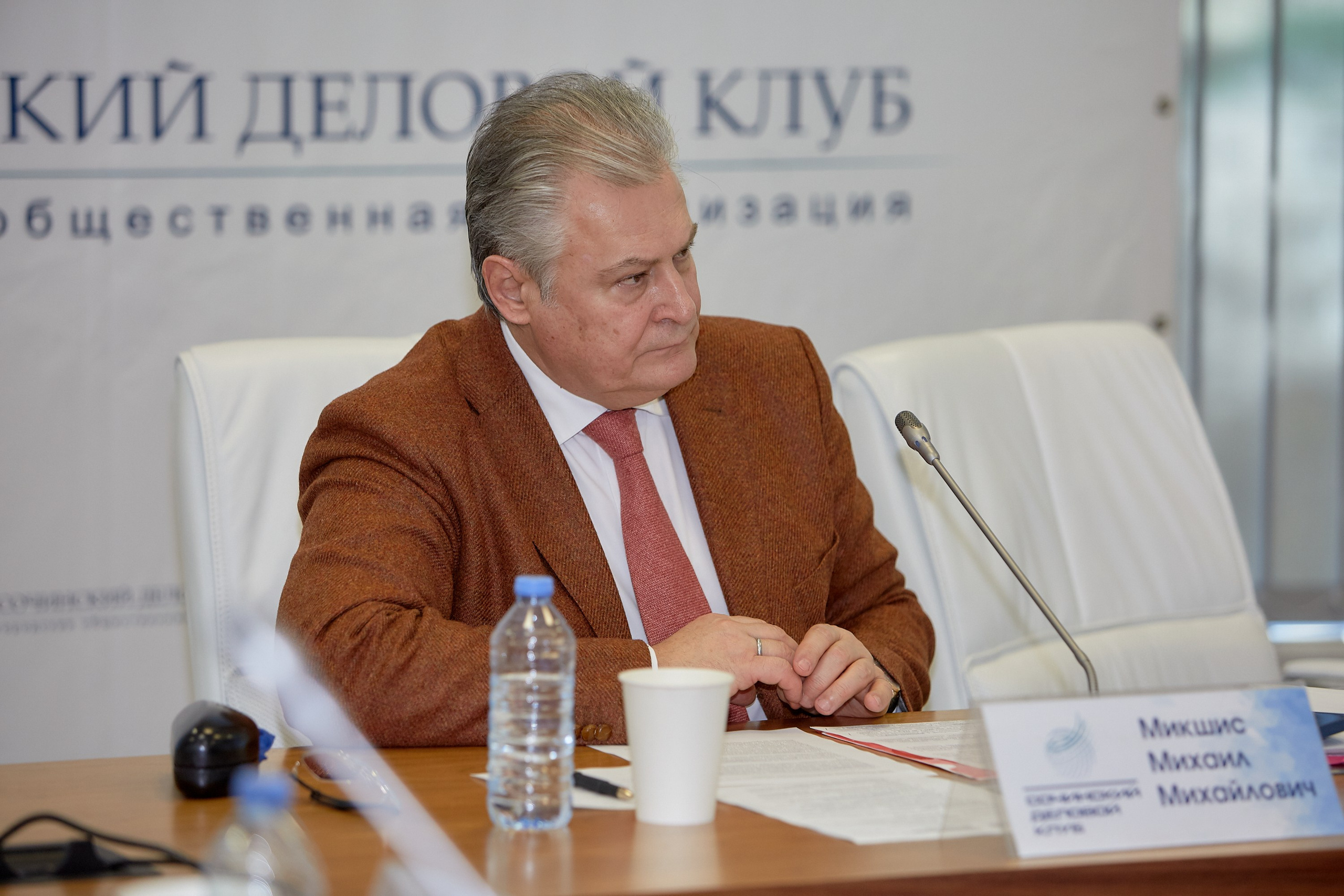 Репортажный фотограф для фотосъемки форумов конференций корпоративных мероприятий в Сочи. Фотограф Юрий Никитюк — Сочи |Адлер|Красная Поляна