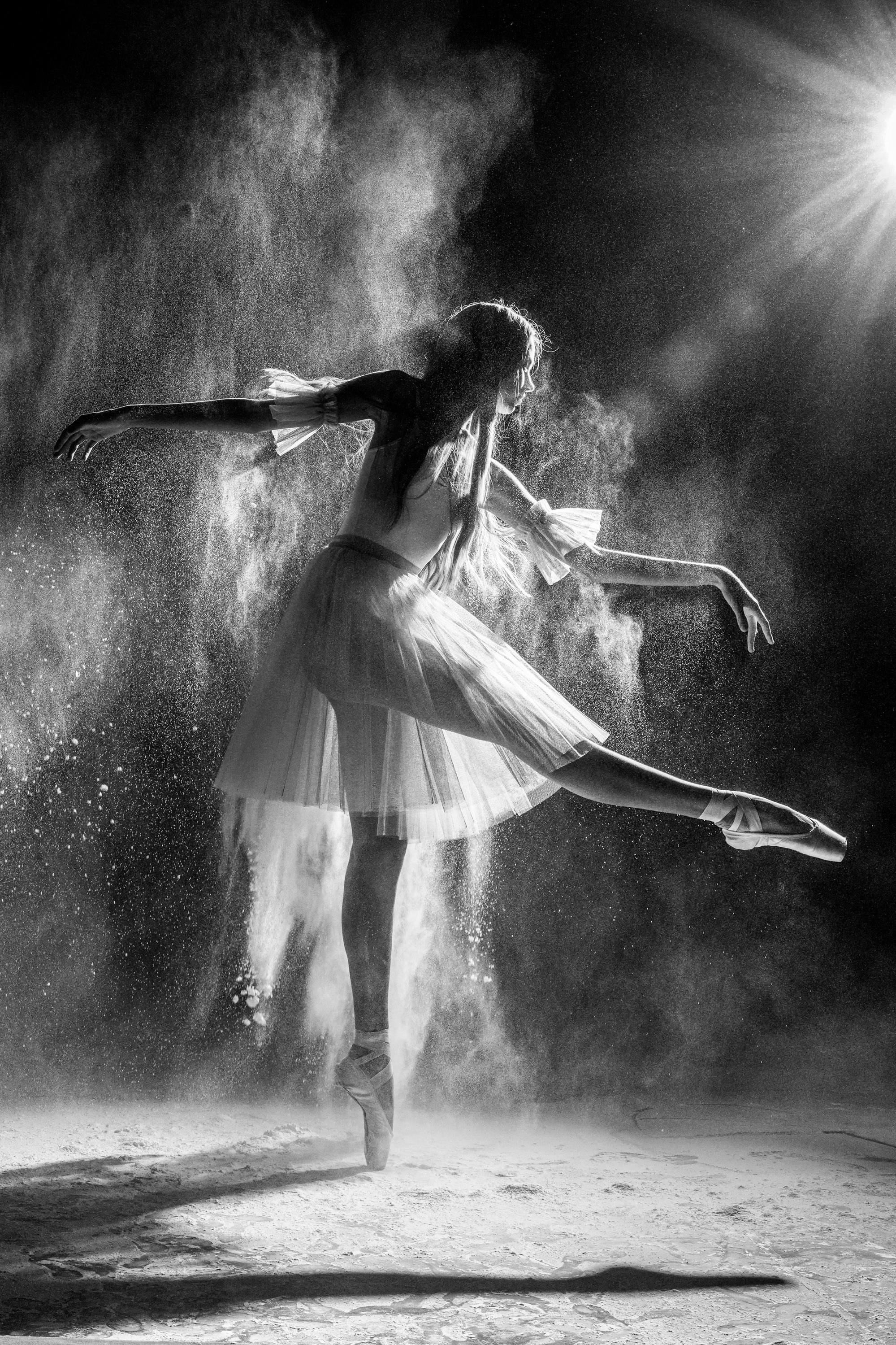 б\н 2022г. Съемка с мукой, без фотошопа md: Кира Артамонова ma: Slava Models