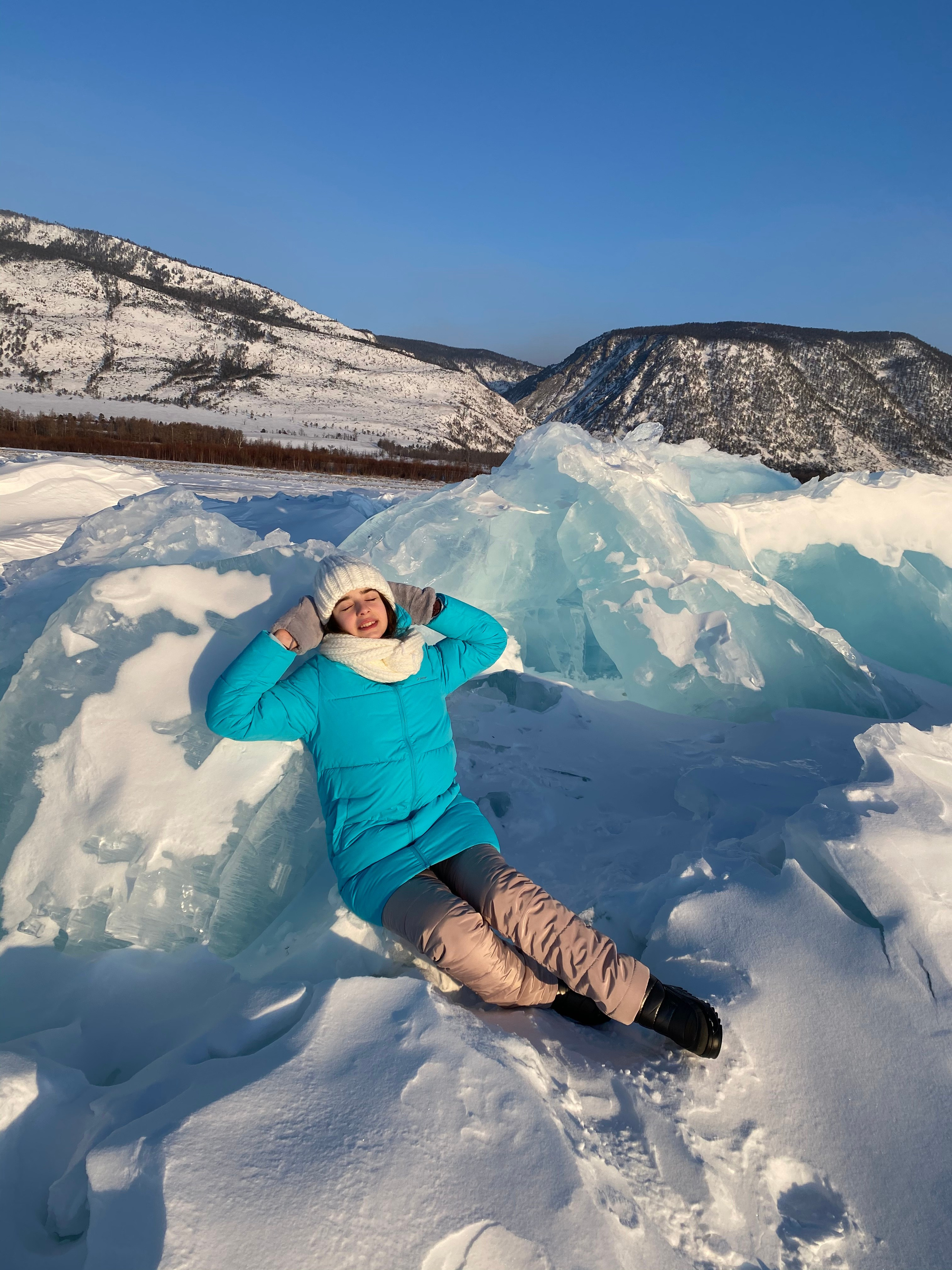 Обучающий фототур на зимний Байкал с Еленой Михайловой. 07–12 февраля 2025 г. Детский и семейный фотограф Елена Михайлова в Москве