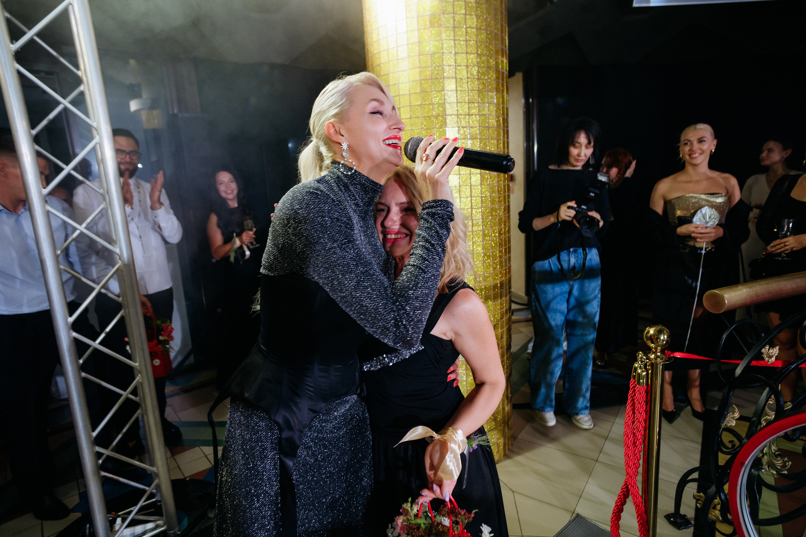 20 лет студии красоты Юлии Харченко. СВОИ. ФОТООТЧЕТЫ-СОБЫТИЯ-МЕСТА