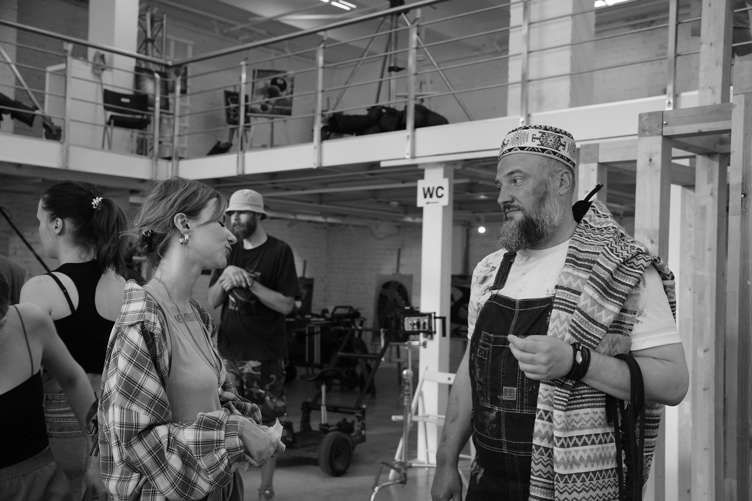 За кадром — Сериал " Стерва ". Beardy Pix