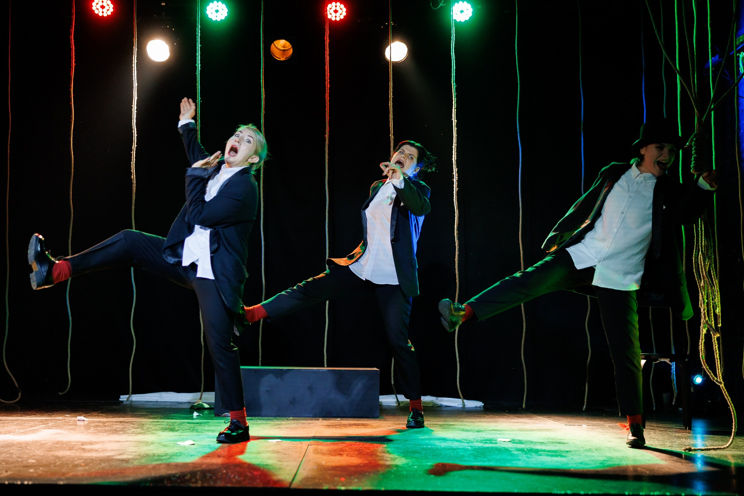 Спектакль «В открытом море» от театра Д. Лица. Фотограф в Санкт-Петербурге — Сергей Петров