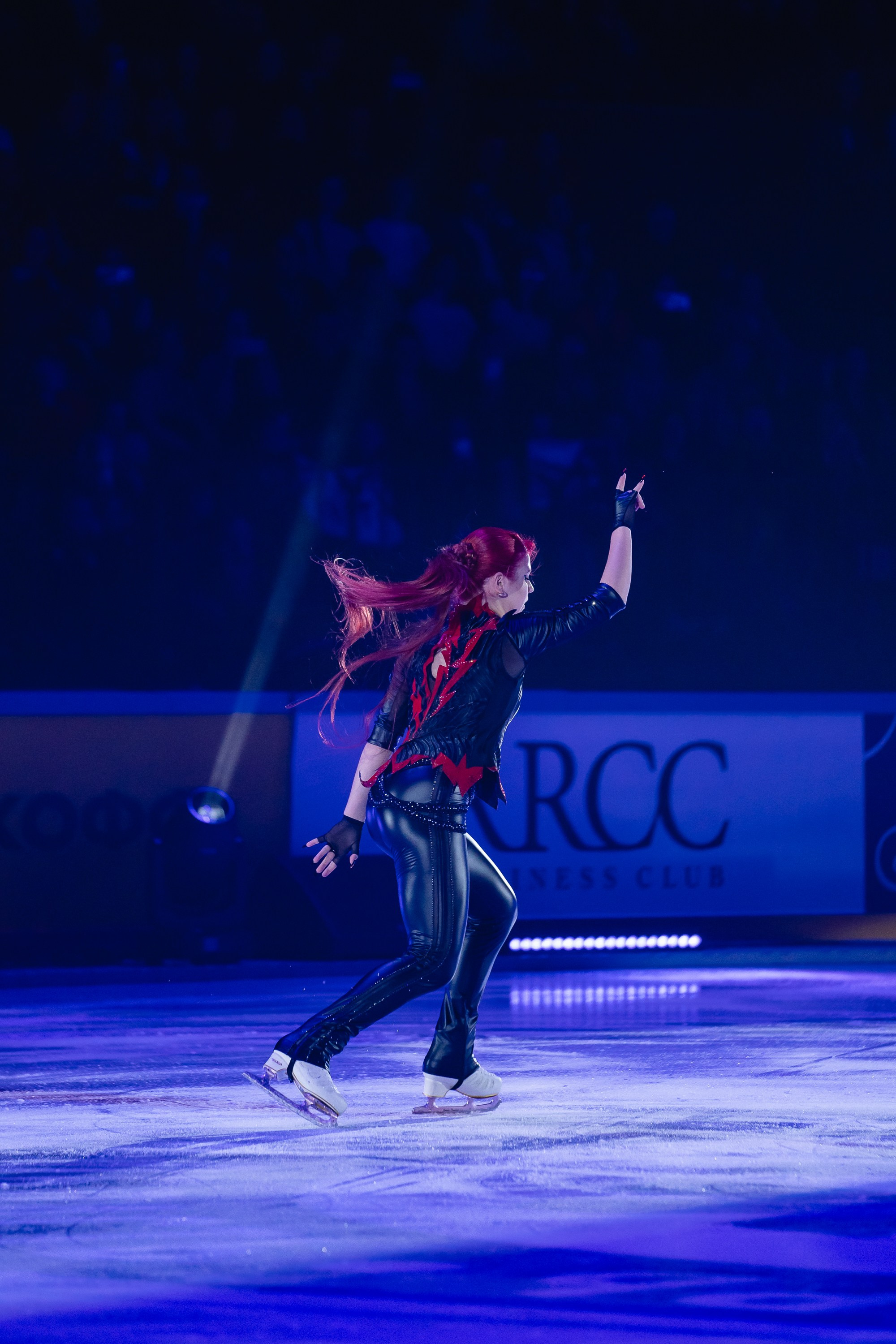 Шоу «Чемпионы на льду» в Новосибирске. Воробьева Ксения — Спортивный и танцевальный фотограф Новосибирск