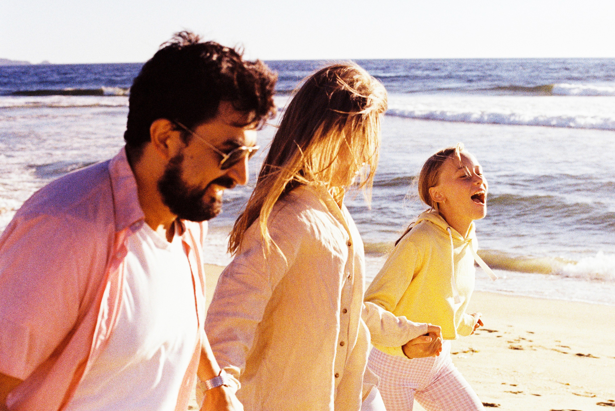 Family. Film photographer in Los Angeles Anastasiya Pankova