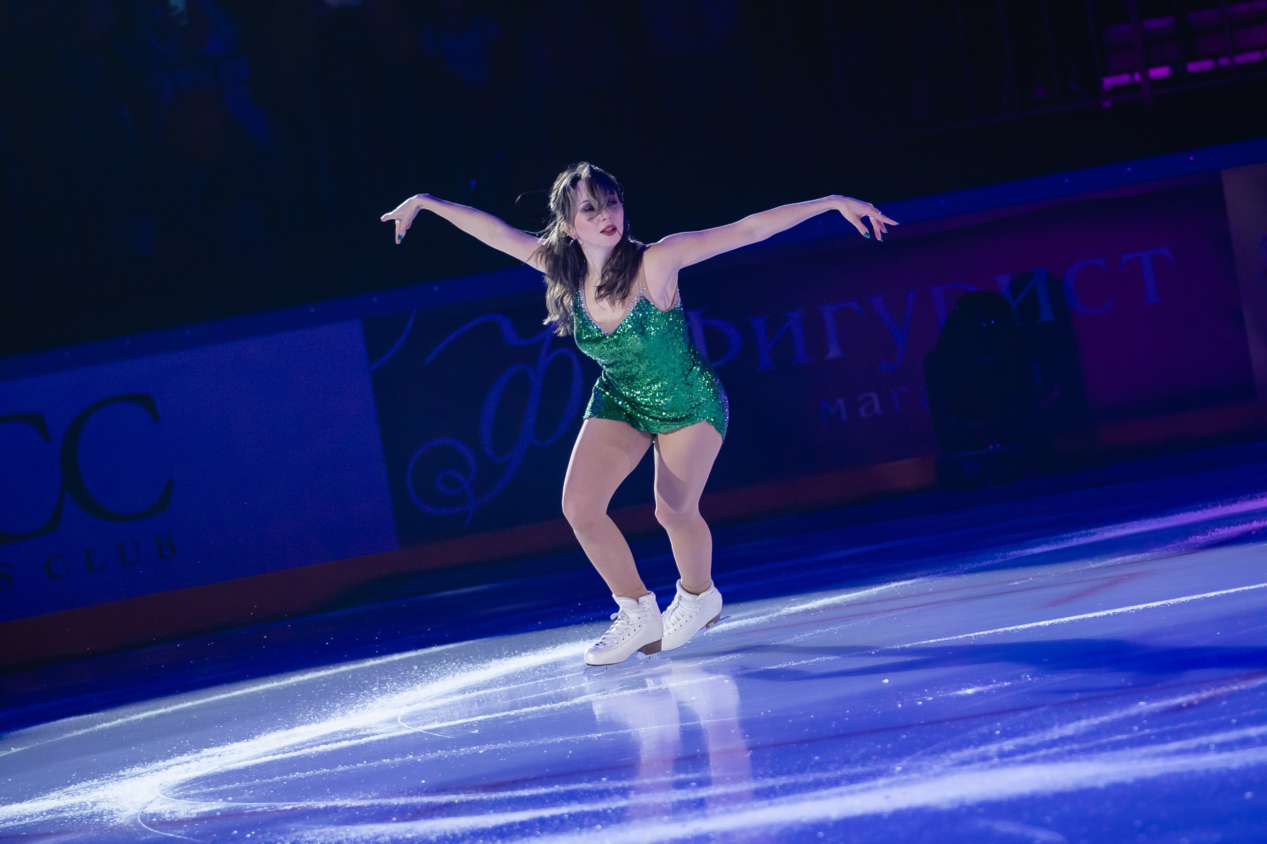 Шоу «Чемпионы на льду» в Новосибирске. Воробьева Ксения — Спортивный и танцевальный фотограф Новосибирск