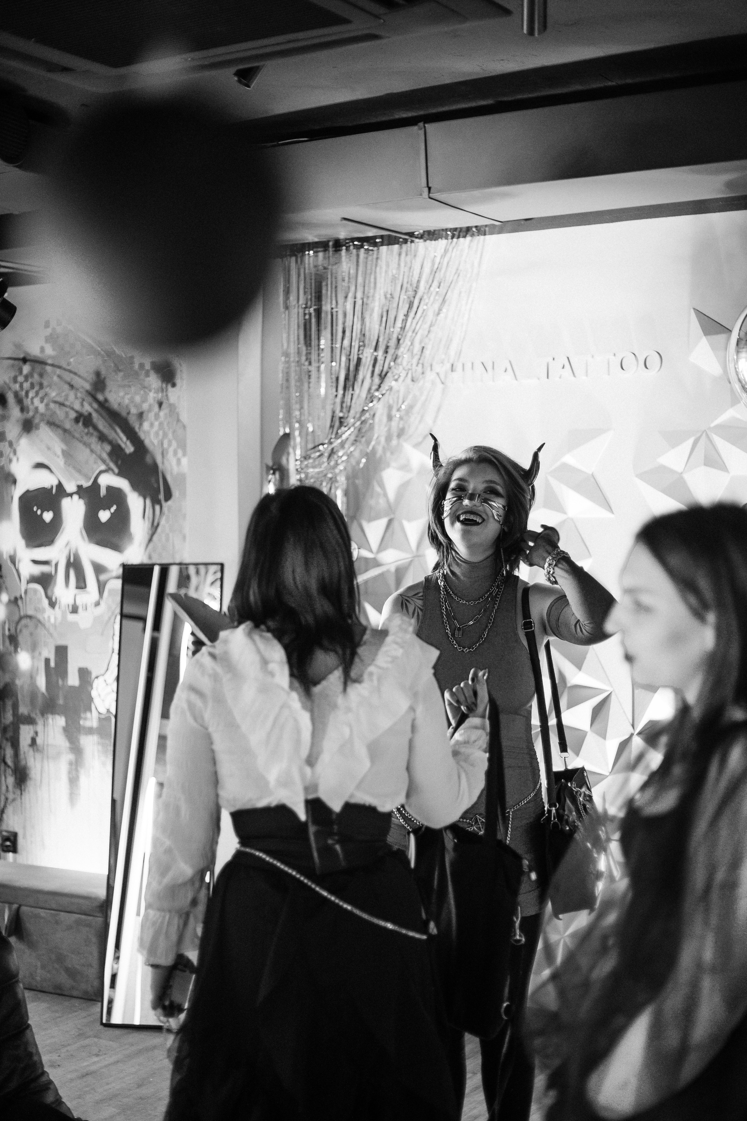 Walk-In Day в стиле киберпанк в тату-студии MUKHINA TATTOO. СВОИ. ФОТООТЧЕТЫ-СОБЫТИЯ-МЕСТА