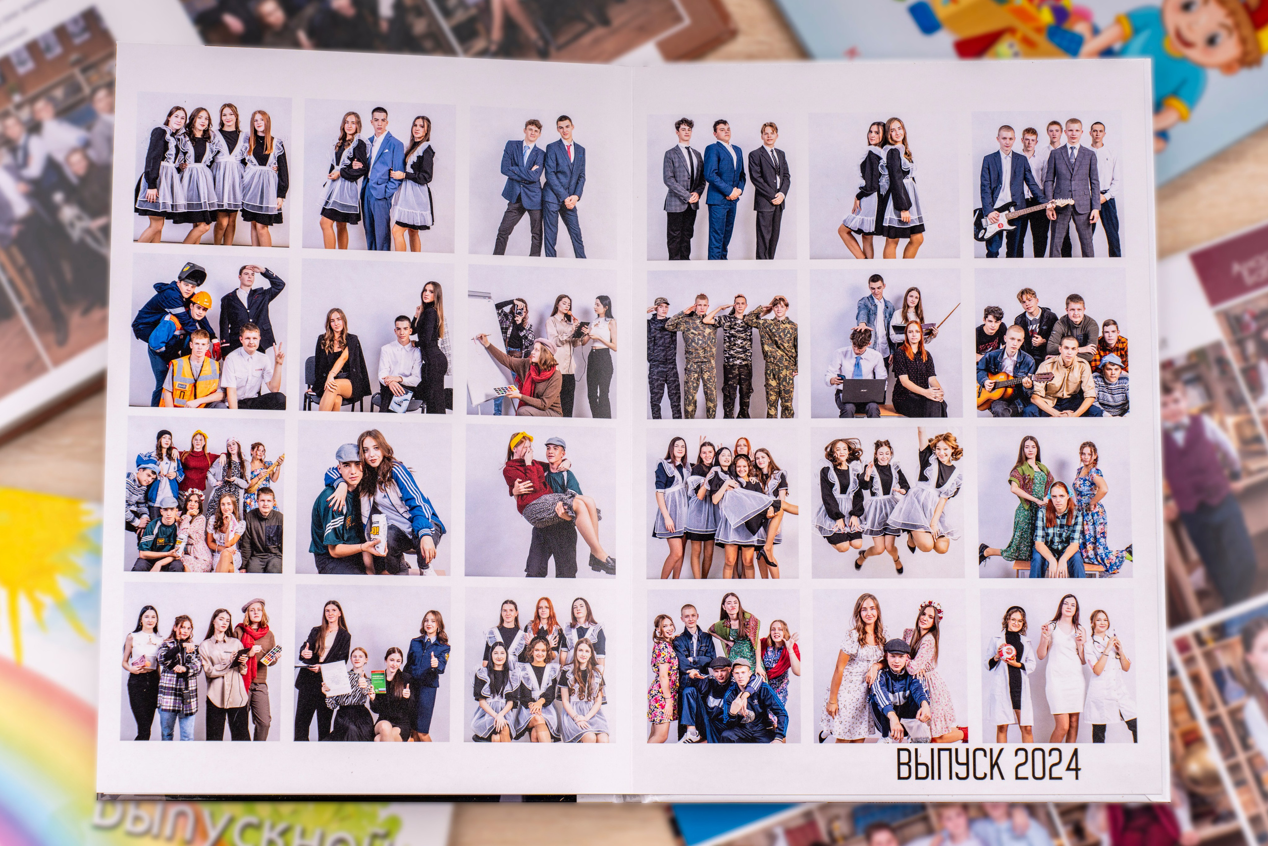 SelfiePlace создай свой альбом сам!. Студия выпускных альбомов VeryBook ®