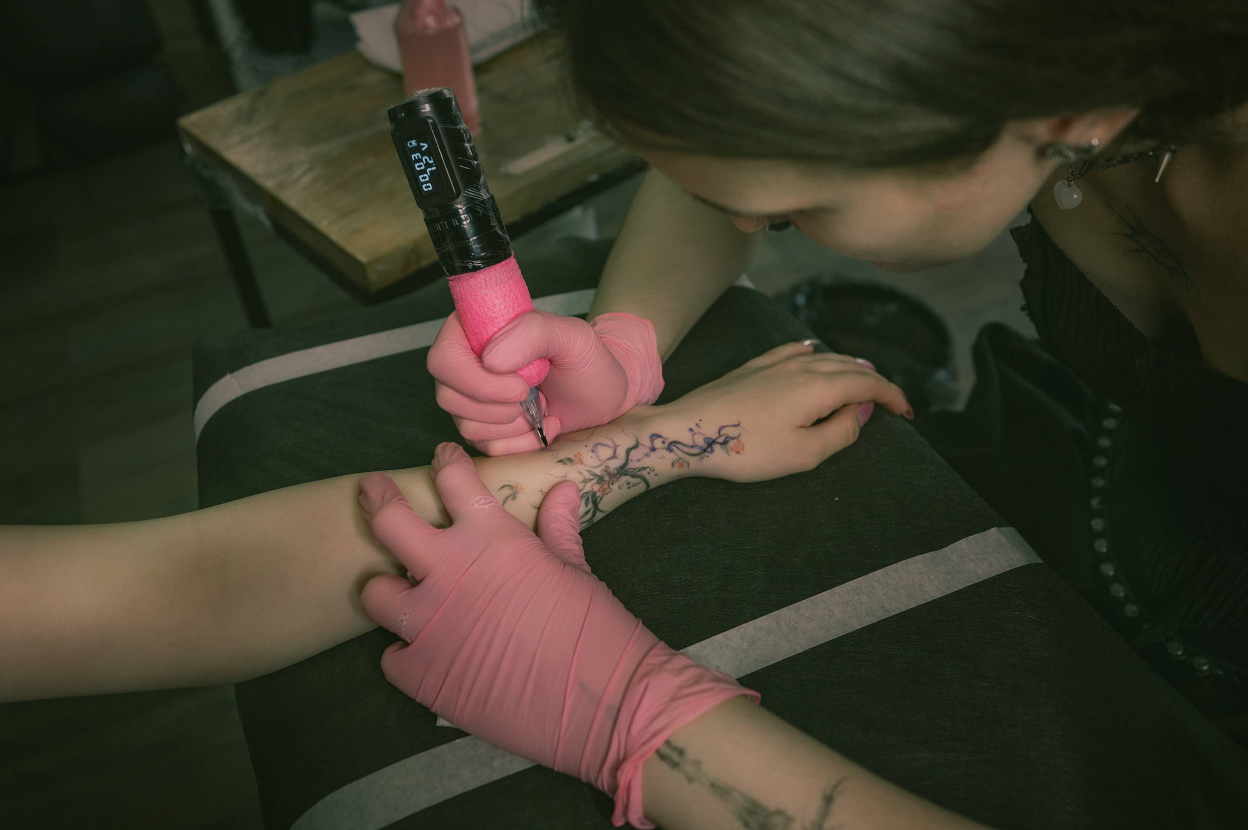 Контентная съёмка для тату-салона Sigareta. Женский фотограф Крещение Венчание Москва Брянск