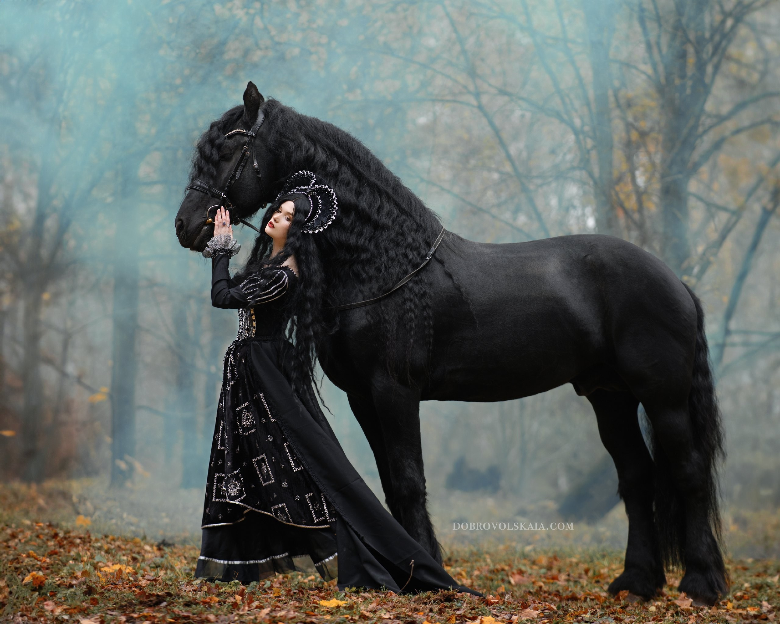 Медичи. Русские народные костюмы в Москве