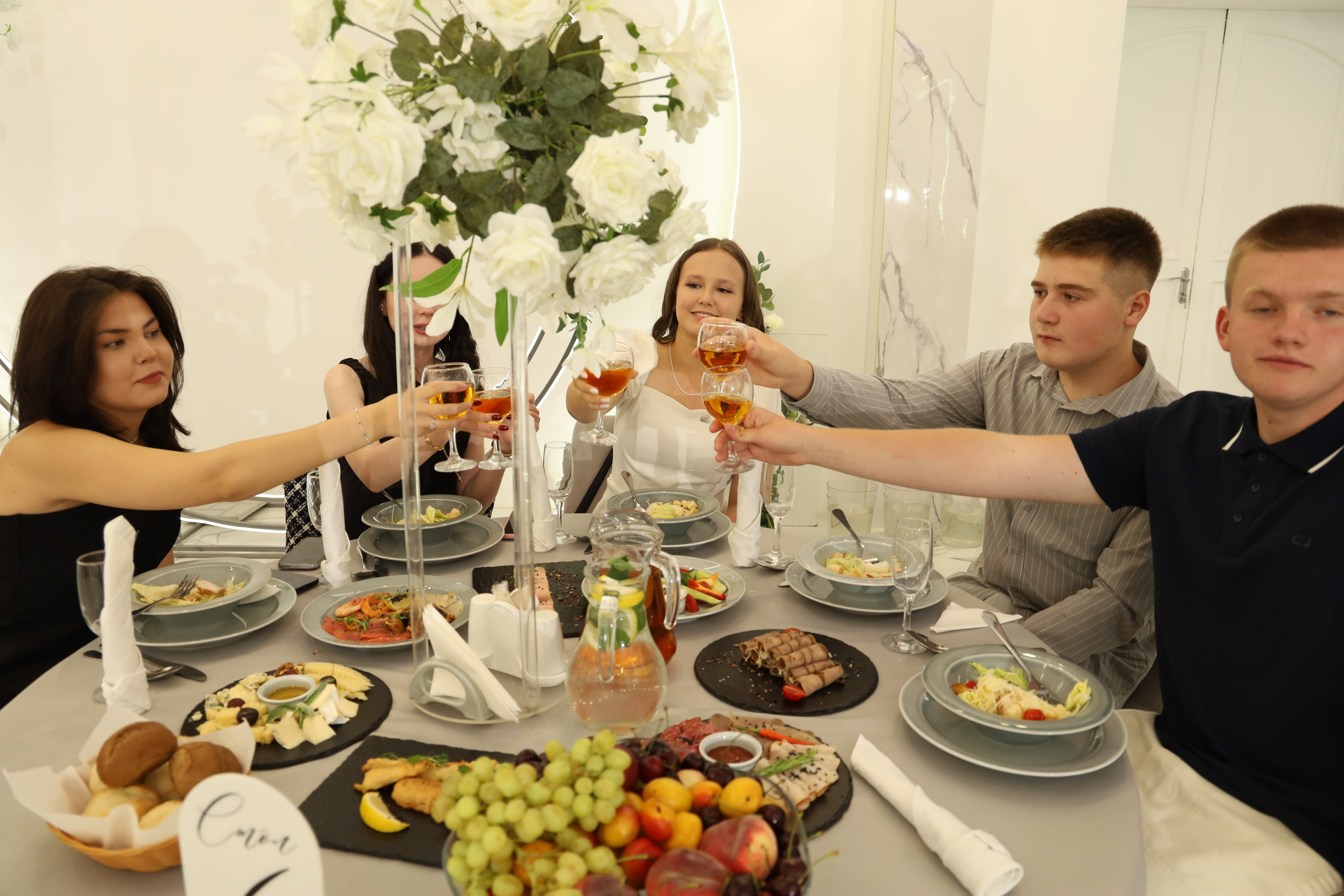 Выпускной 9Д 62 школы. Семейный фотограф в Казани Римма Гатауллина