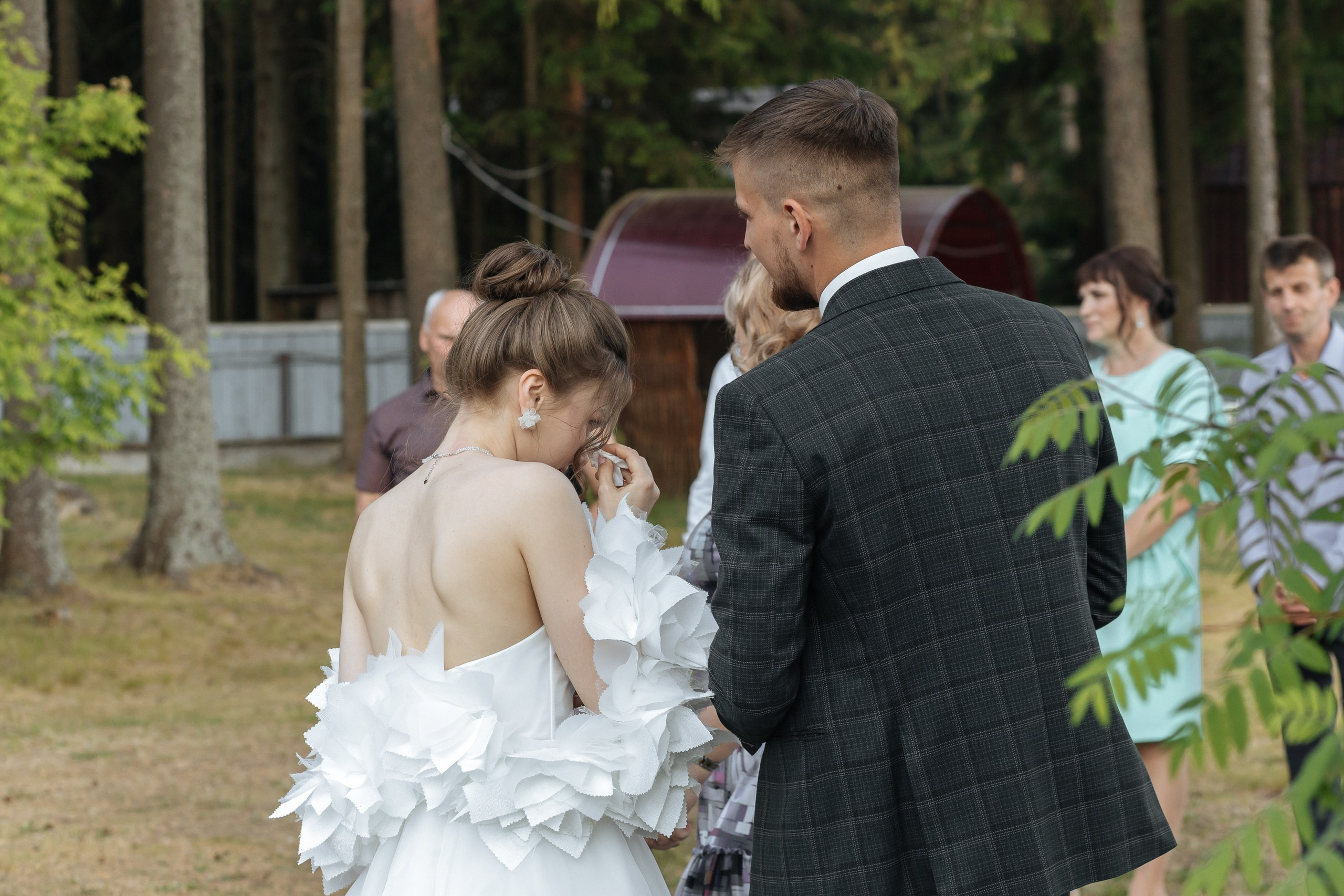 А & Ю | Камерная свадьба под открытым небом. Свадебный фотограф Настя Шелл г. Череповец