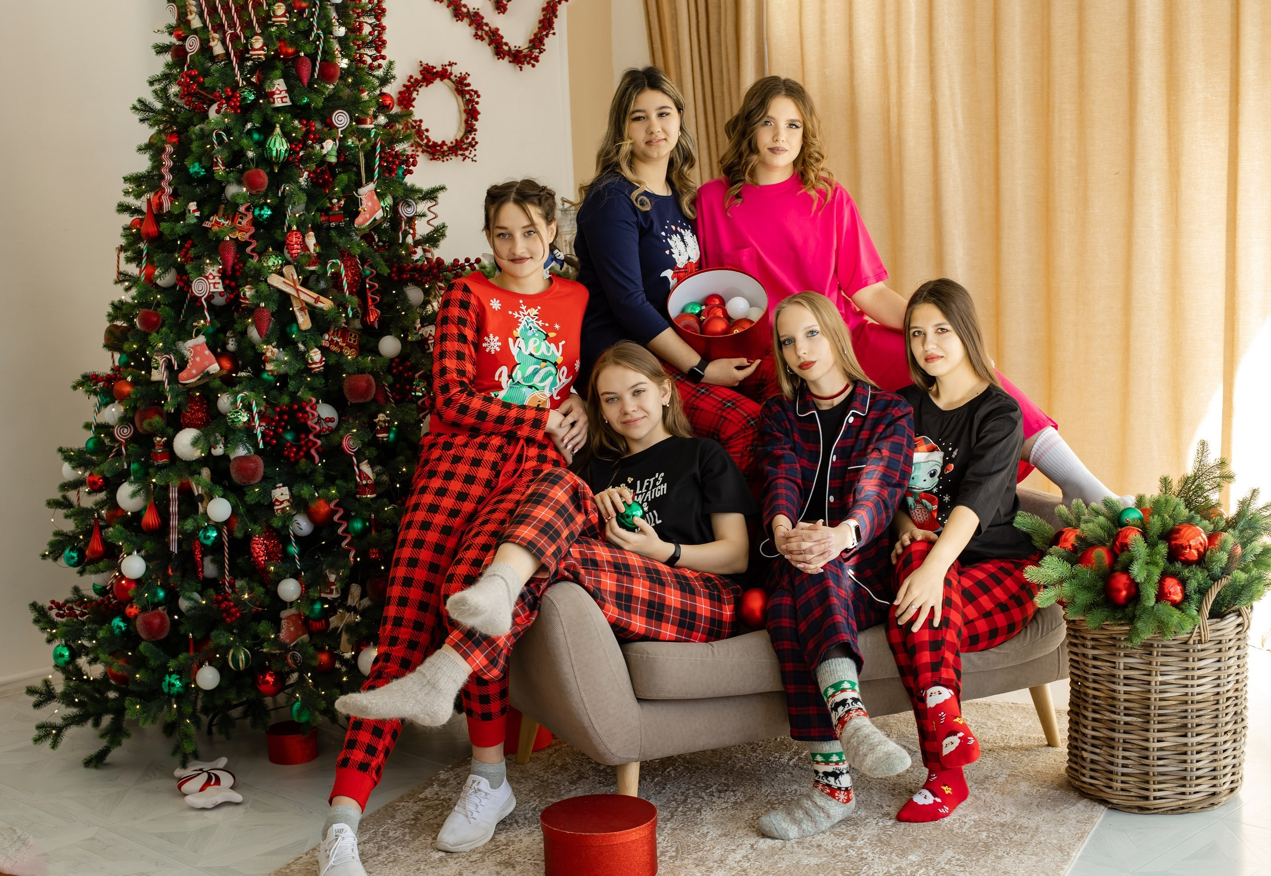 выпускной альбом Чита, фотограф Чита, школьный фотограф Чита, выпускной Чита, 4 класс выпускной, школьный портрет, школьная фотосессия, выпускной альбом для 11 класса, выпускной альбом для 9 класса, выпускной альбом для 4 класса, выпускной альбом для детского сада, новогодняя фотосессия