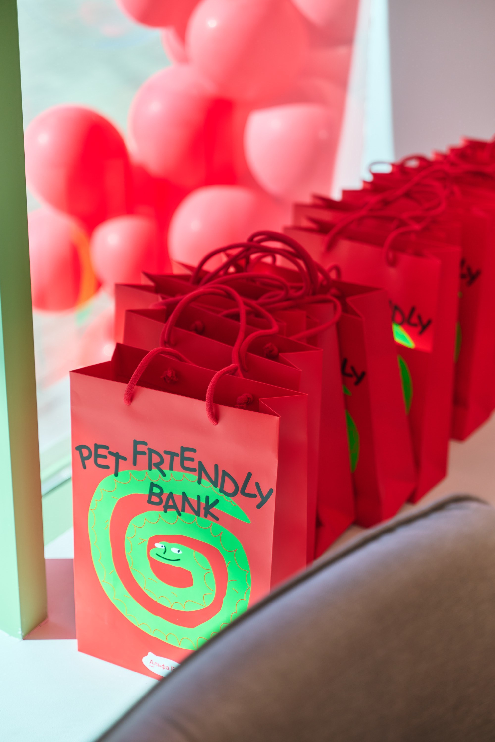 Альфа банк г. Иваново — открытие второго отделения. Фотограф в Иваново: Каталожная съемка одежды и постельного белья, Wildberries