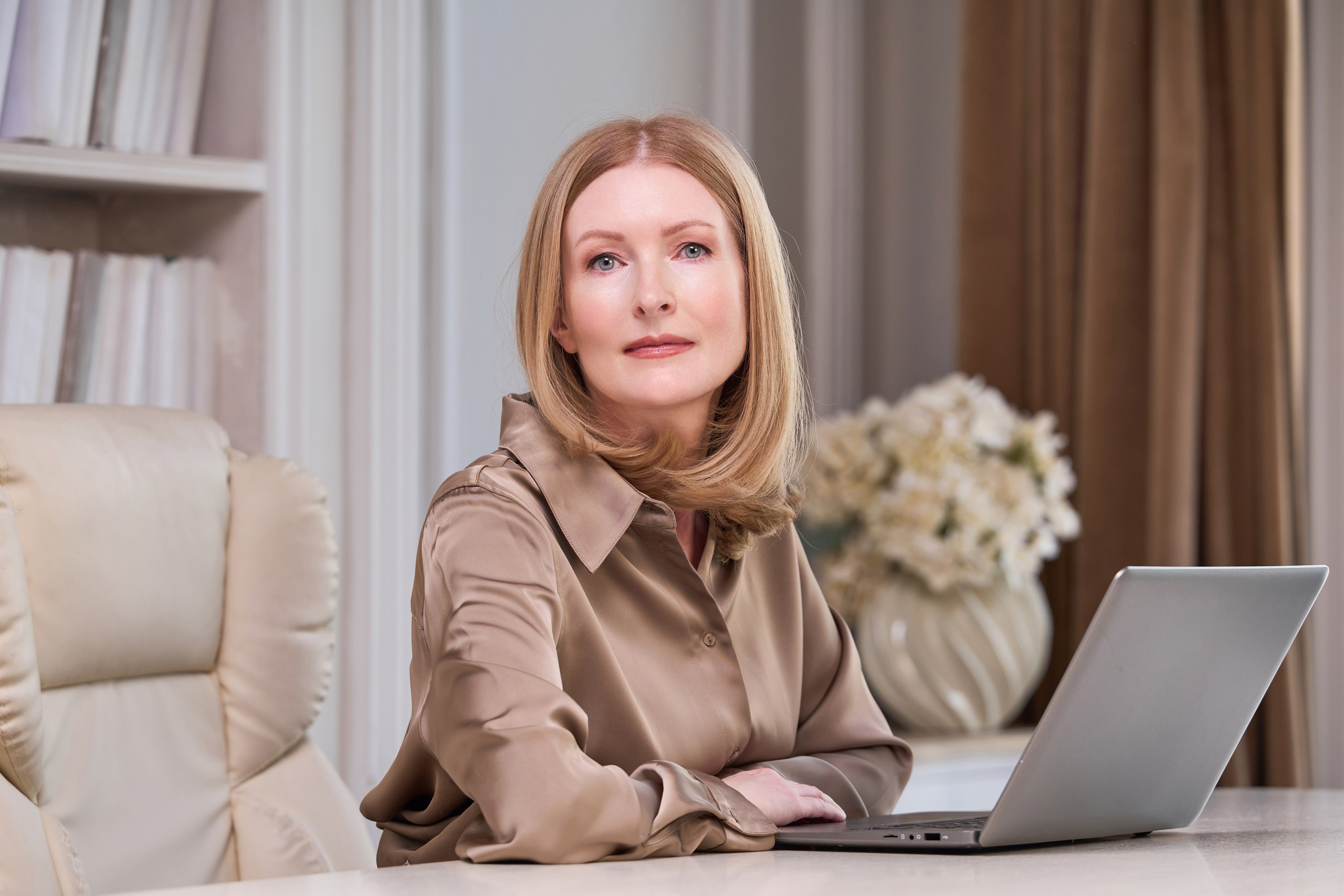 Корпоративные фотосессии сотрудников и руководства в офисах и на производствах. Портретный фотограф Павел Бахирев. Москва