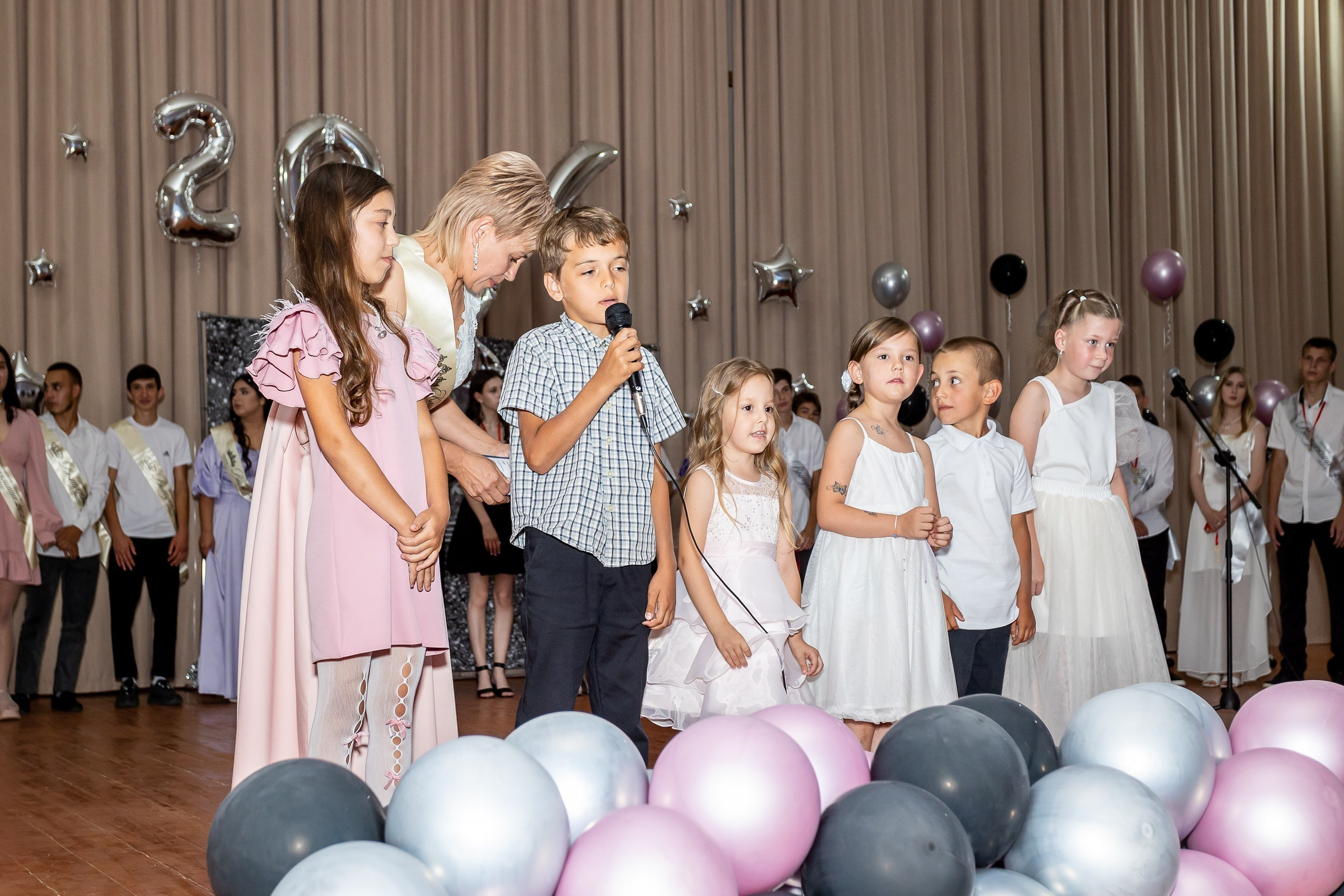 Вручение аттестата 2024 г. Выпускные альбомы Майкоп, Краснодар Елена Золотарева