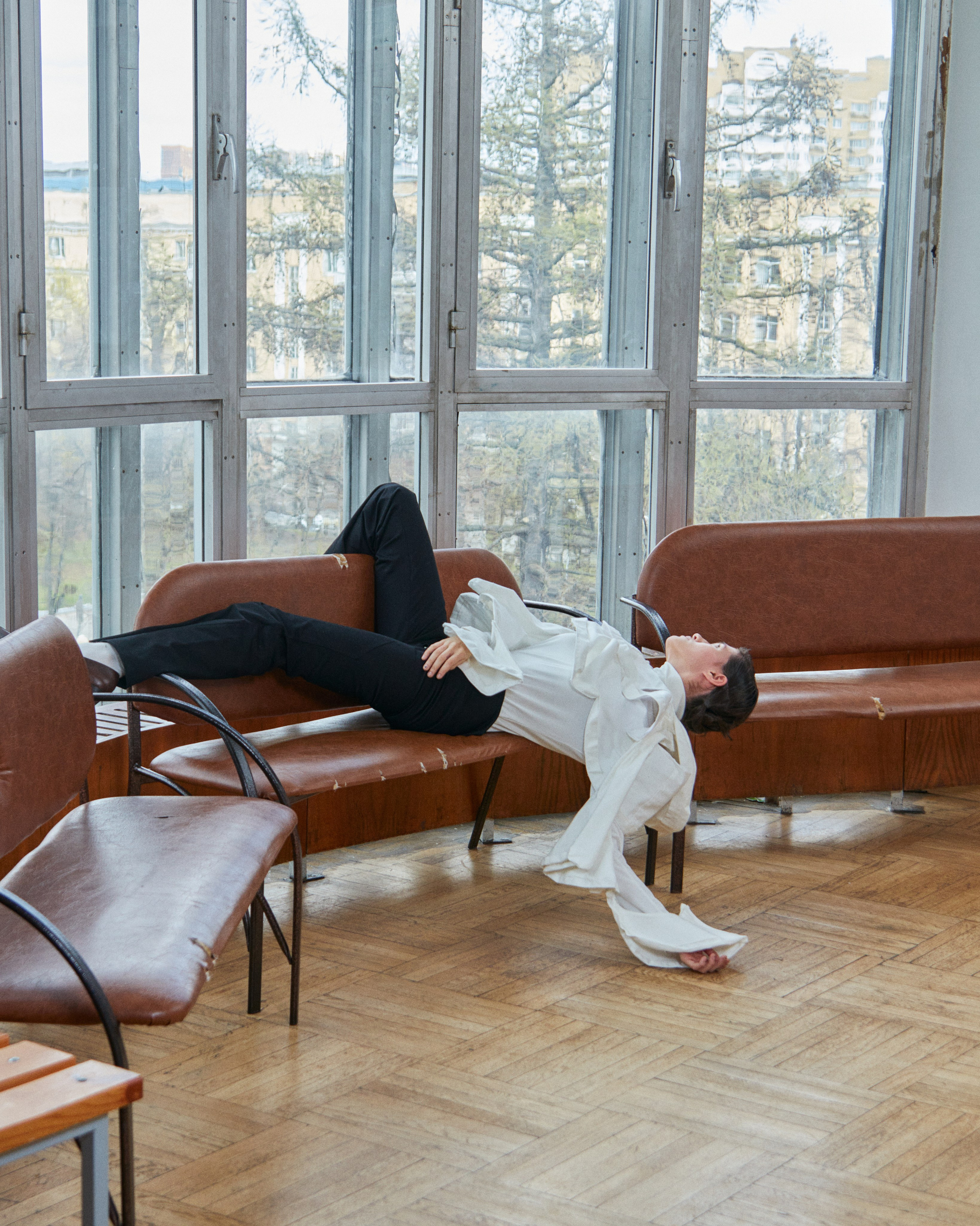 BODY LANGUAGE EXERCISES. Andrew Valmus