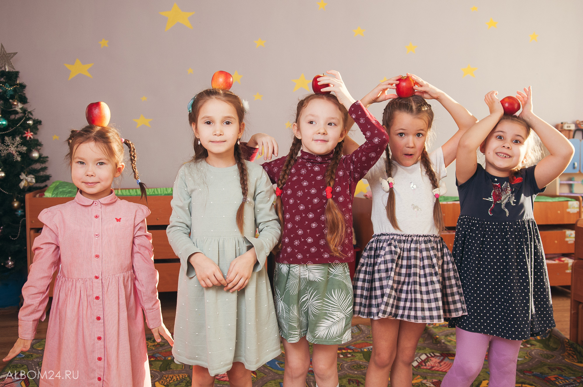 Съемка на выпускной альбом сад № 296, гр. Непоседы. Выпускные альбомы и фотосъемка в Красноярске