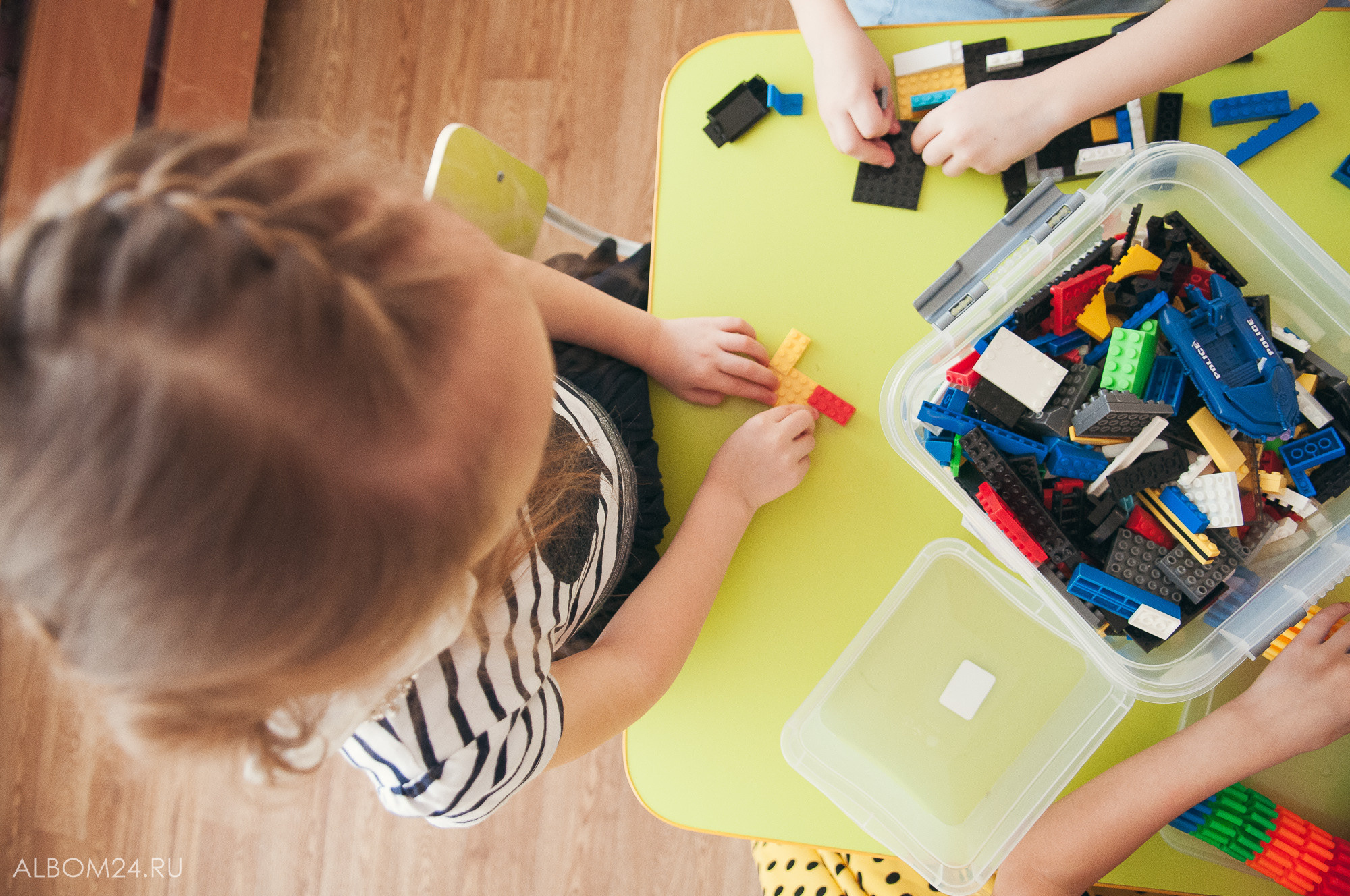 Съемка на выпускной альбом сад № 296, гр. Непоседы. Выпускные альбомы и фотосъемка в Красноярске