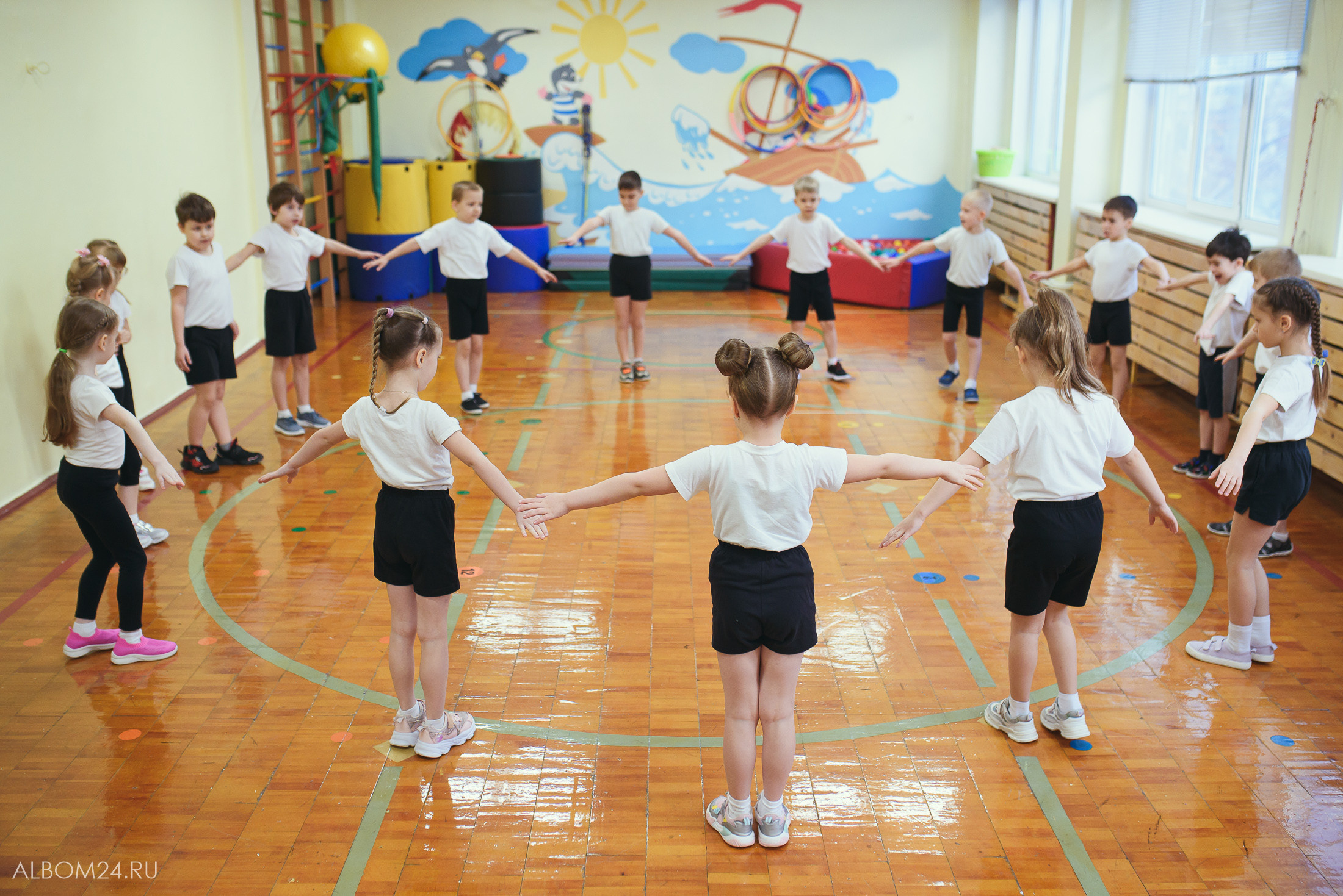 Съемка на выпускной альбом Сад № 139, гр. Крабики. Выпускные альбомы и фотосъемка в Красноярске